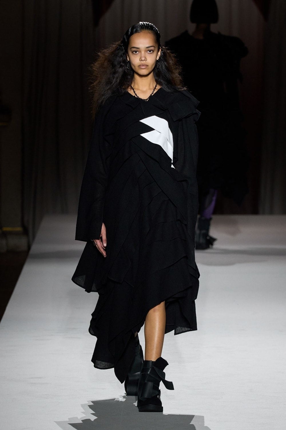 WOOL GAUZE TUCKED STITCH D SKIRT