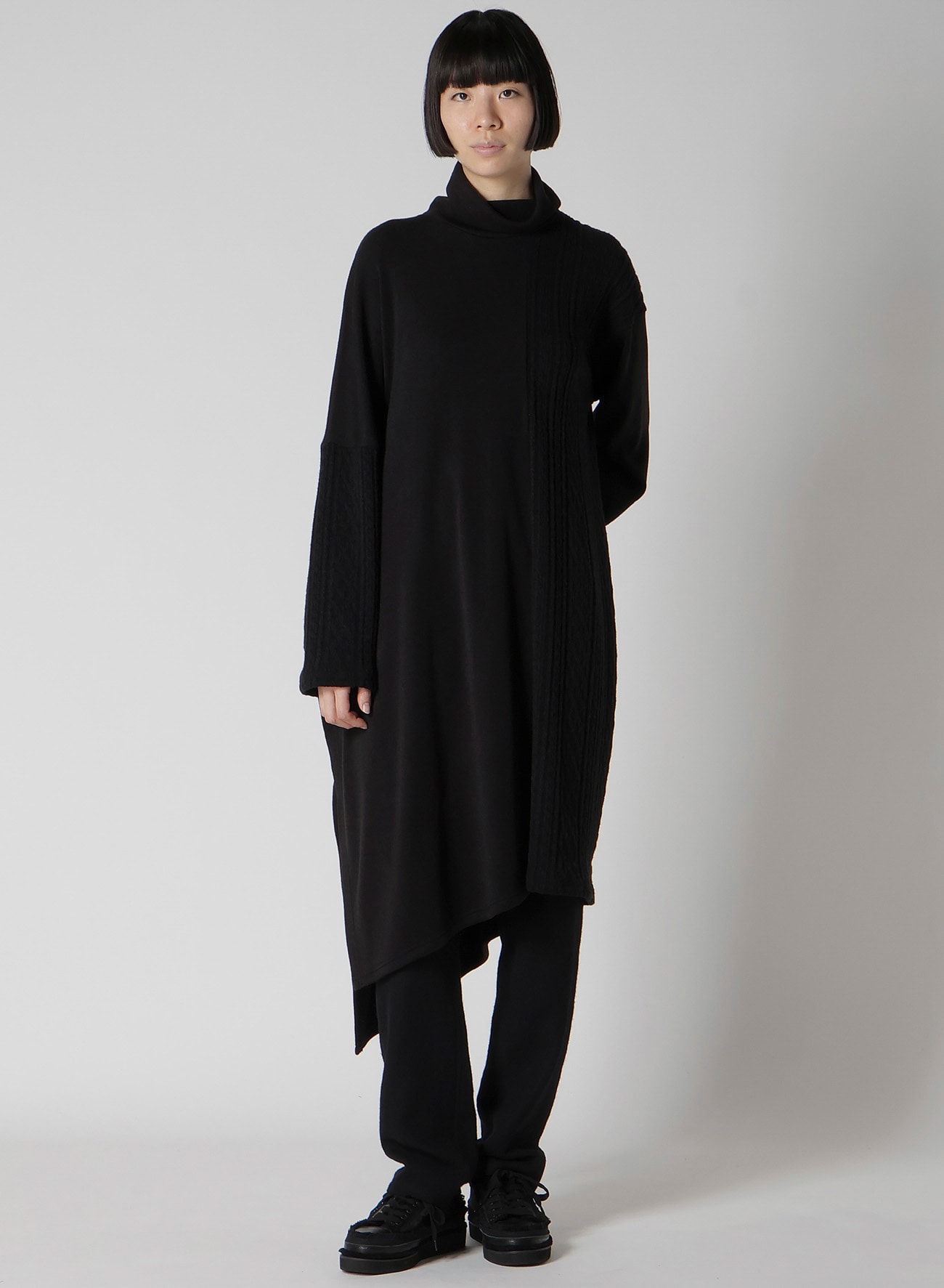 INTERLOCK PANELED HIGH NECK PO