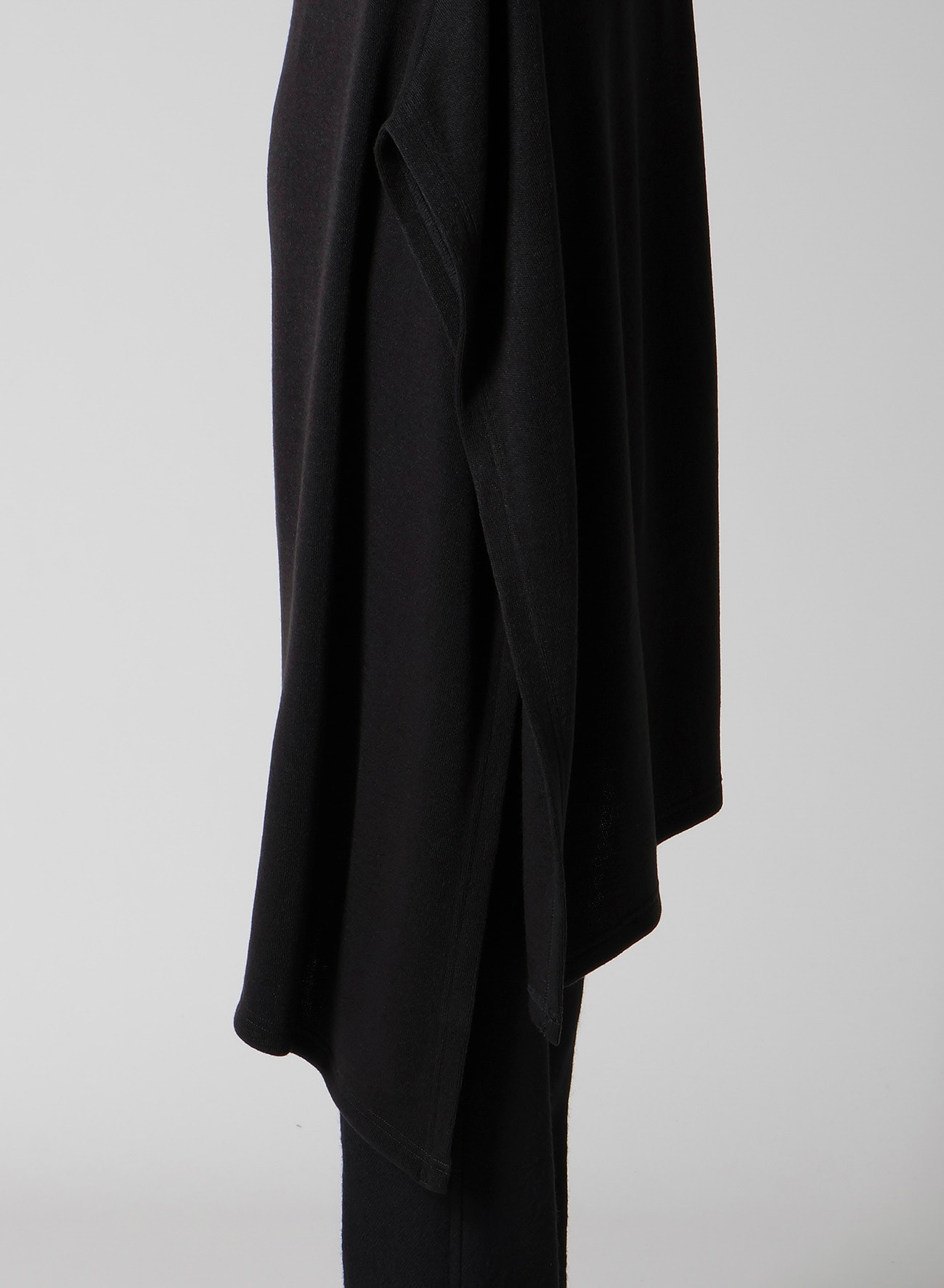 INTERLOCK PANELED HIGH NECK PO
