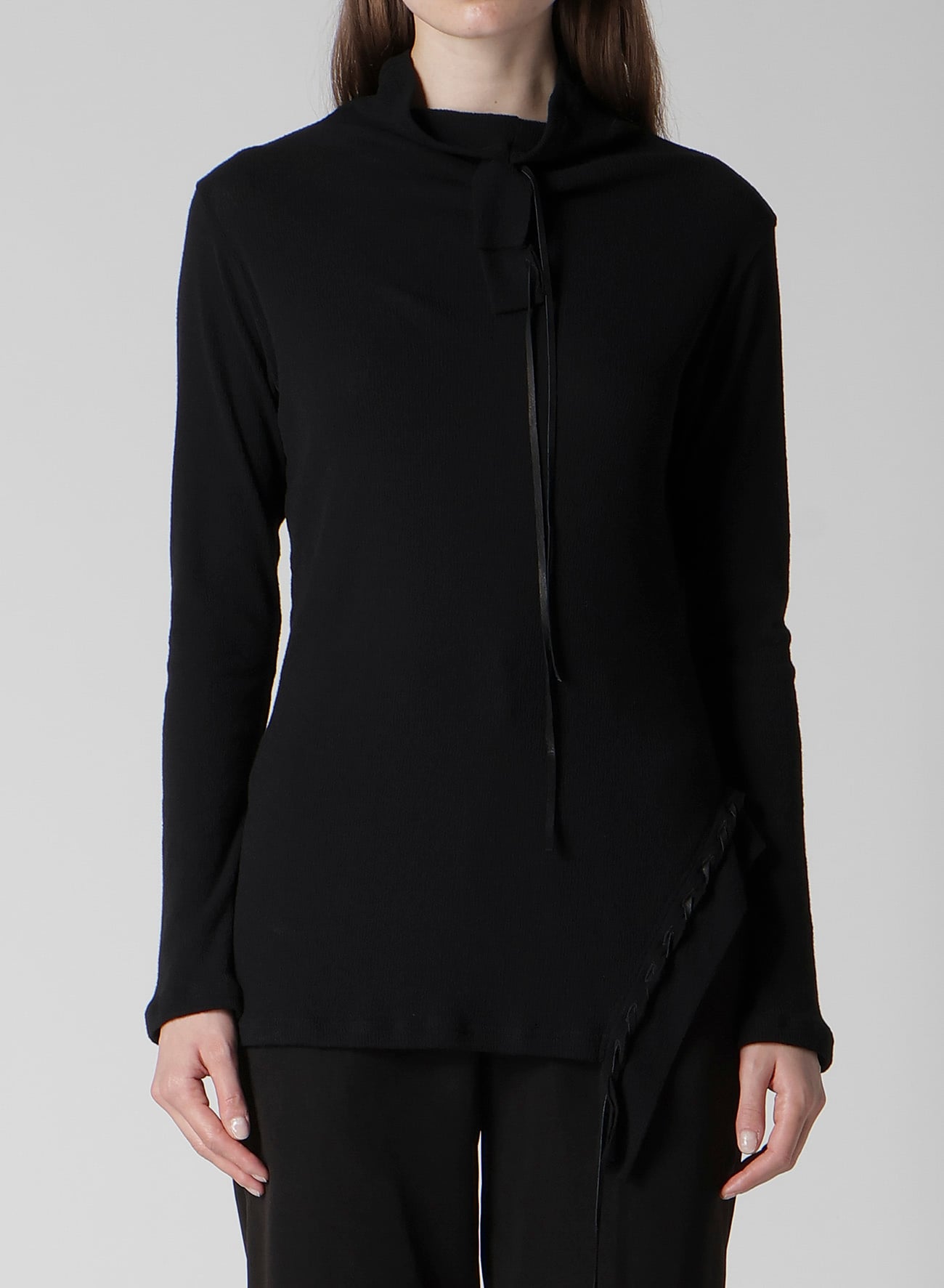 HIGH TWISTED LINKS STRING HIGH NECK PO