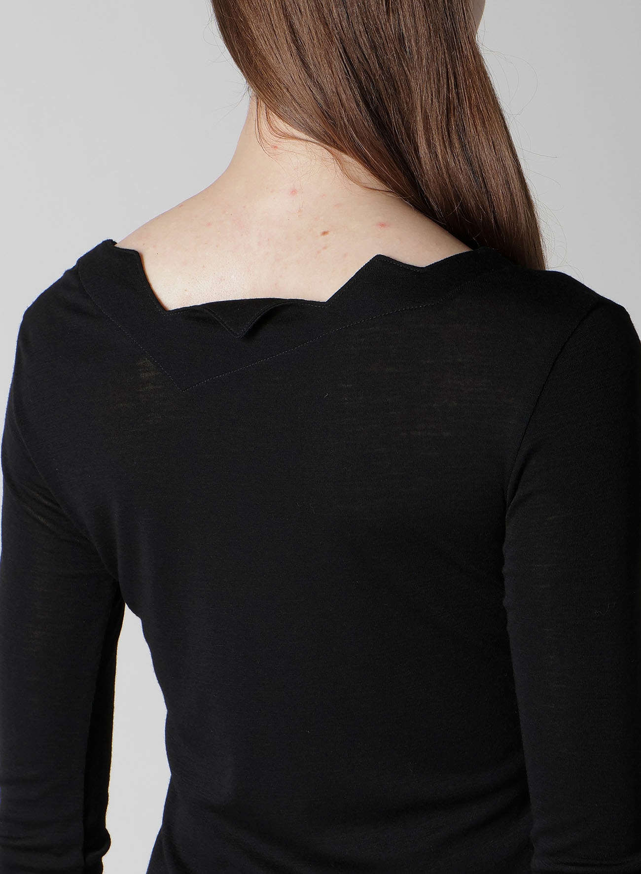 WOOL CHIFFON ZIG-ZAG NECK LINE LONG SLV T