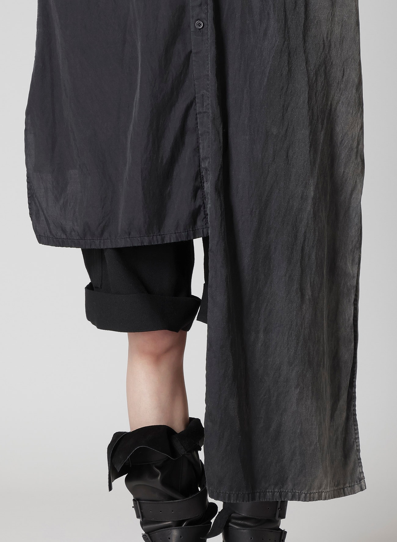 Cu/C BLEACHED SATIN KNOT DETAIL BLOUSE