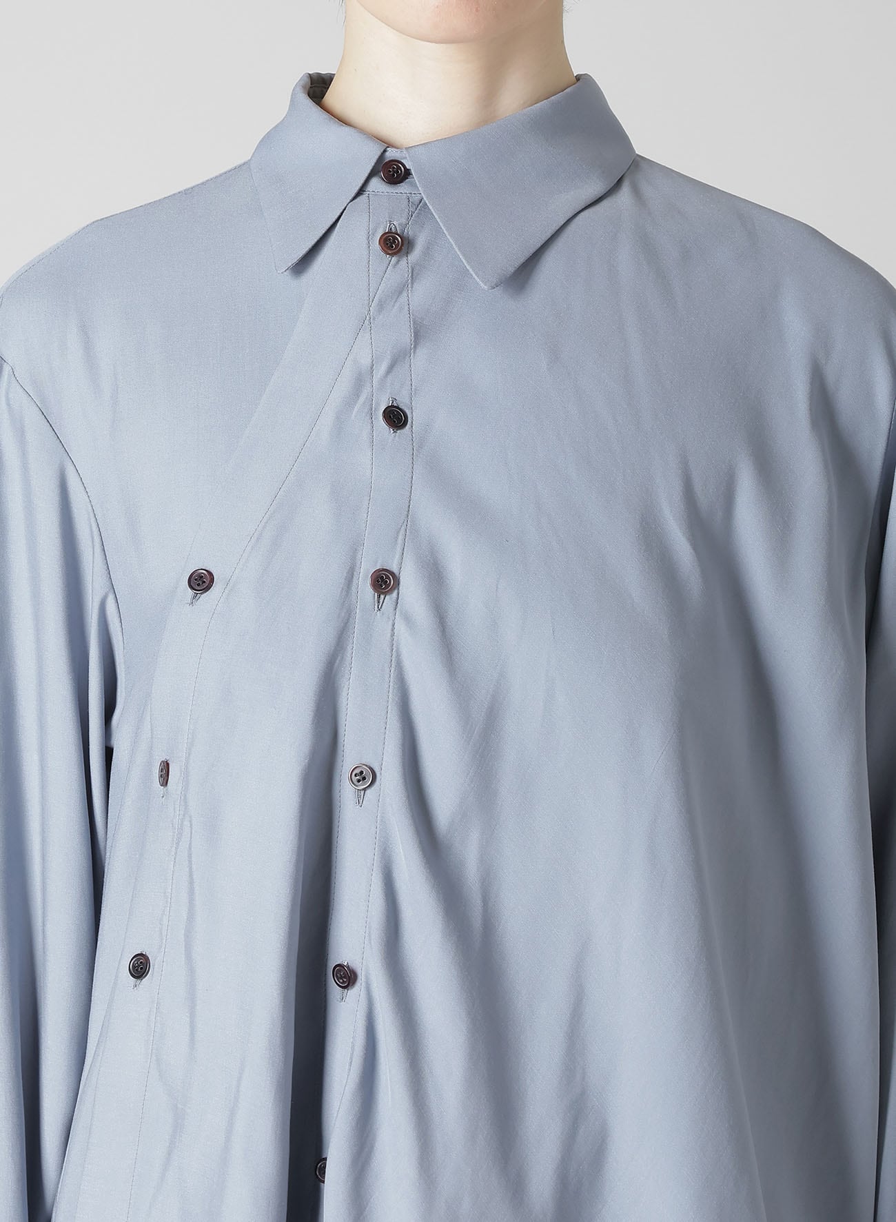 Ry LAWN UNBALANCE DRAPED BLOUSE