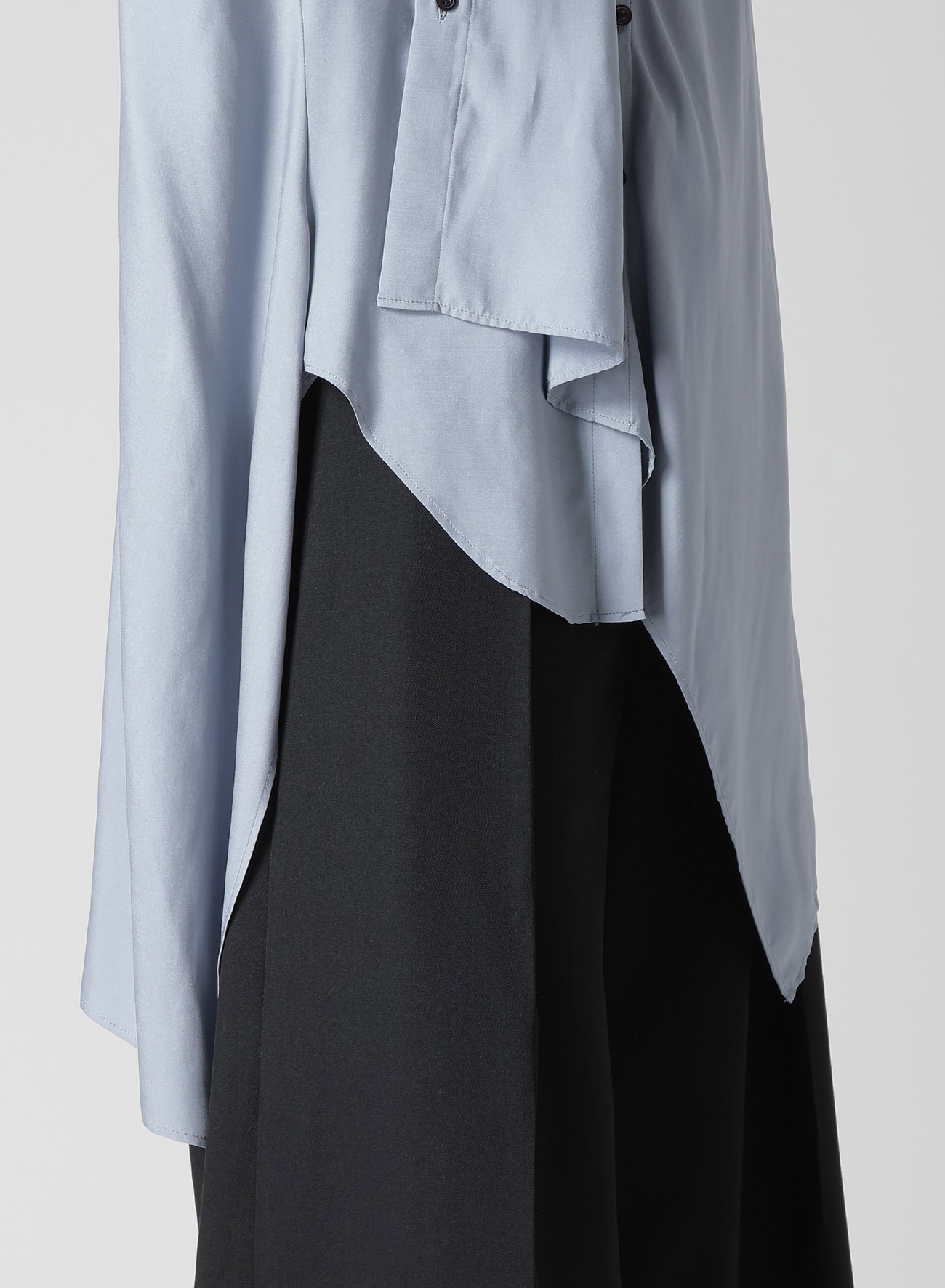 Ry LAWN UNBALANCE DRAPED BLOUSE