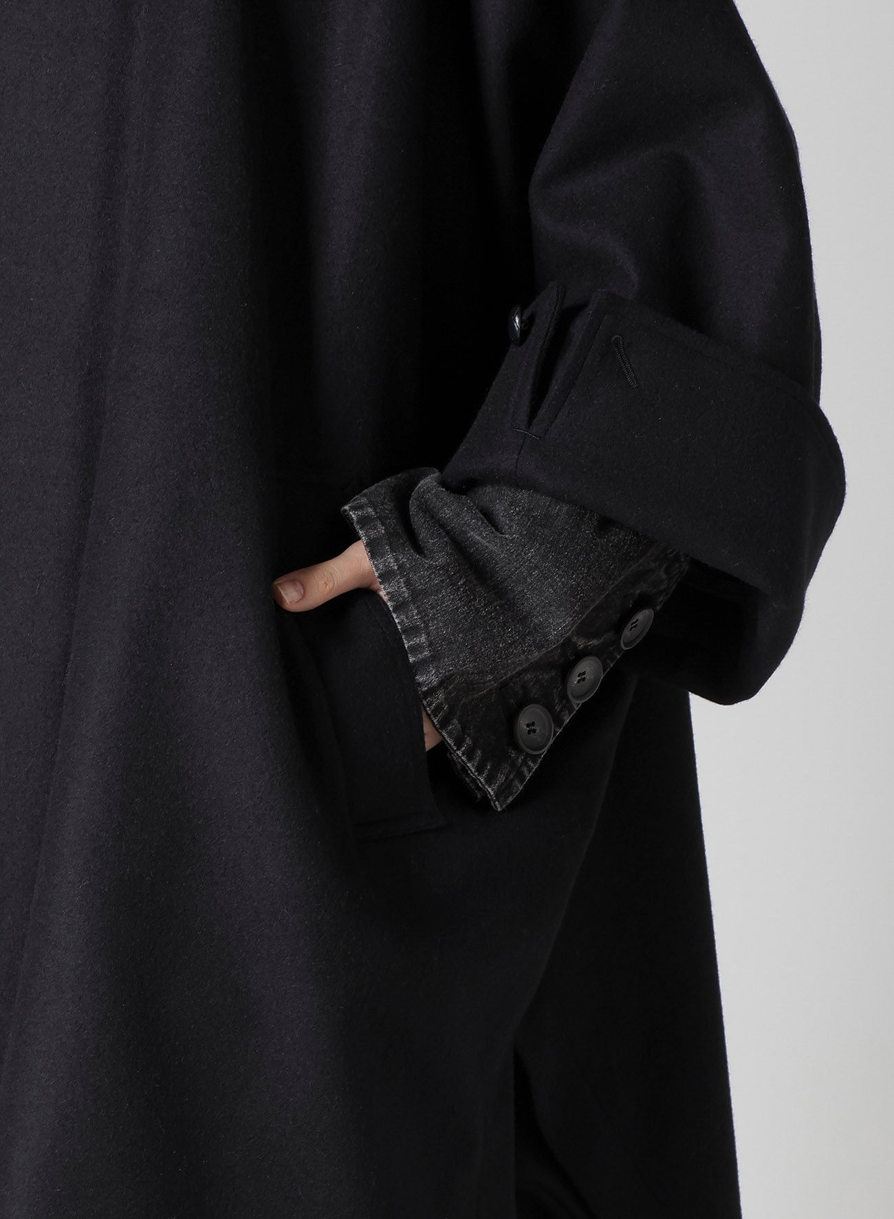 MELTON HIGH NECK COAT