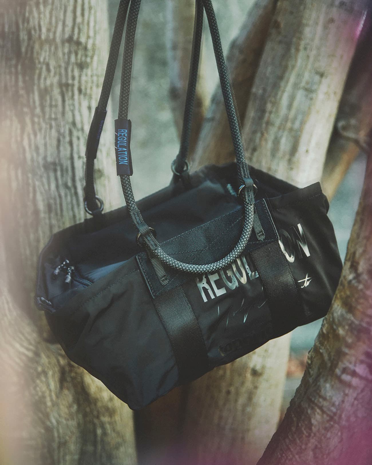 【9/10 10:00 release】TECH SATEEN SUMMIT DUFFLE SMALL