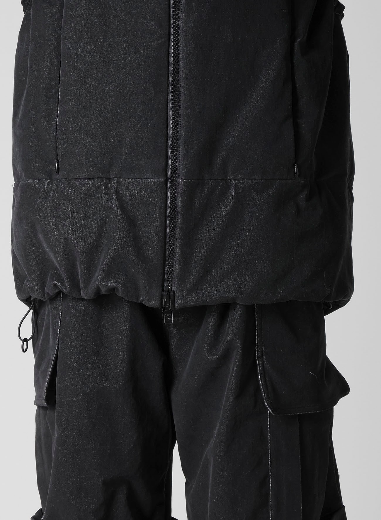 STRETCHED VELVET PADDED VEST