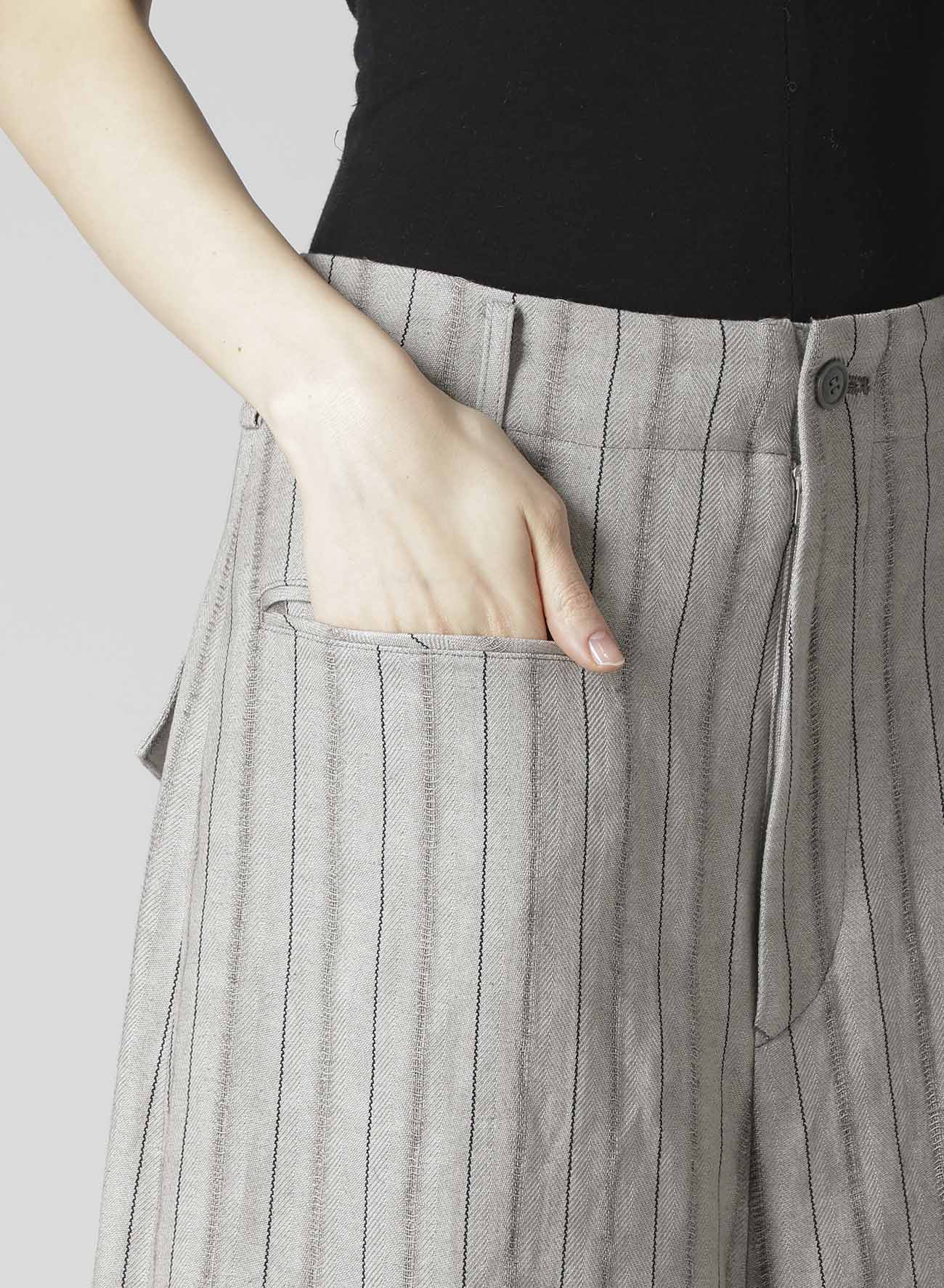 C/Li STRIPE BACKSIDE FLARED WIDE PANTS