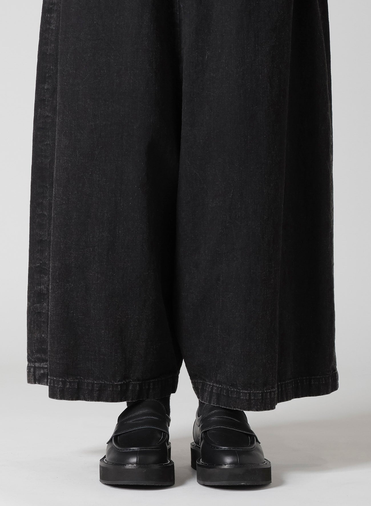 PERMANGANATE BLEACHED DENIM BACKSIDE FLARED WIDE PANTS