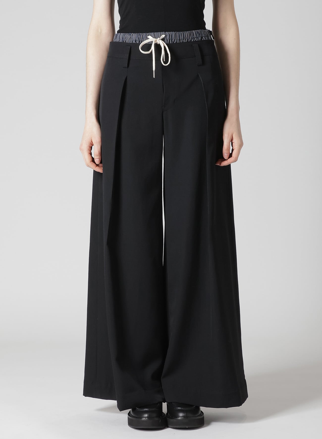 GABARDINE LAYERED-LIKE WIDE PANTS