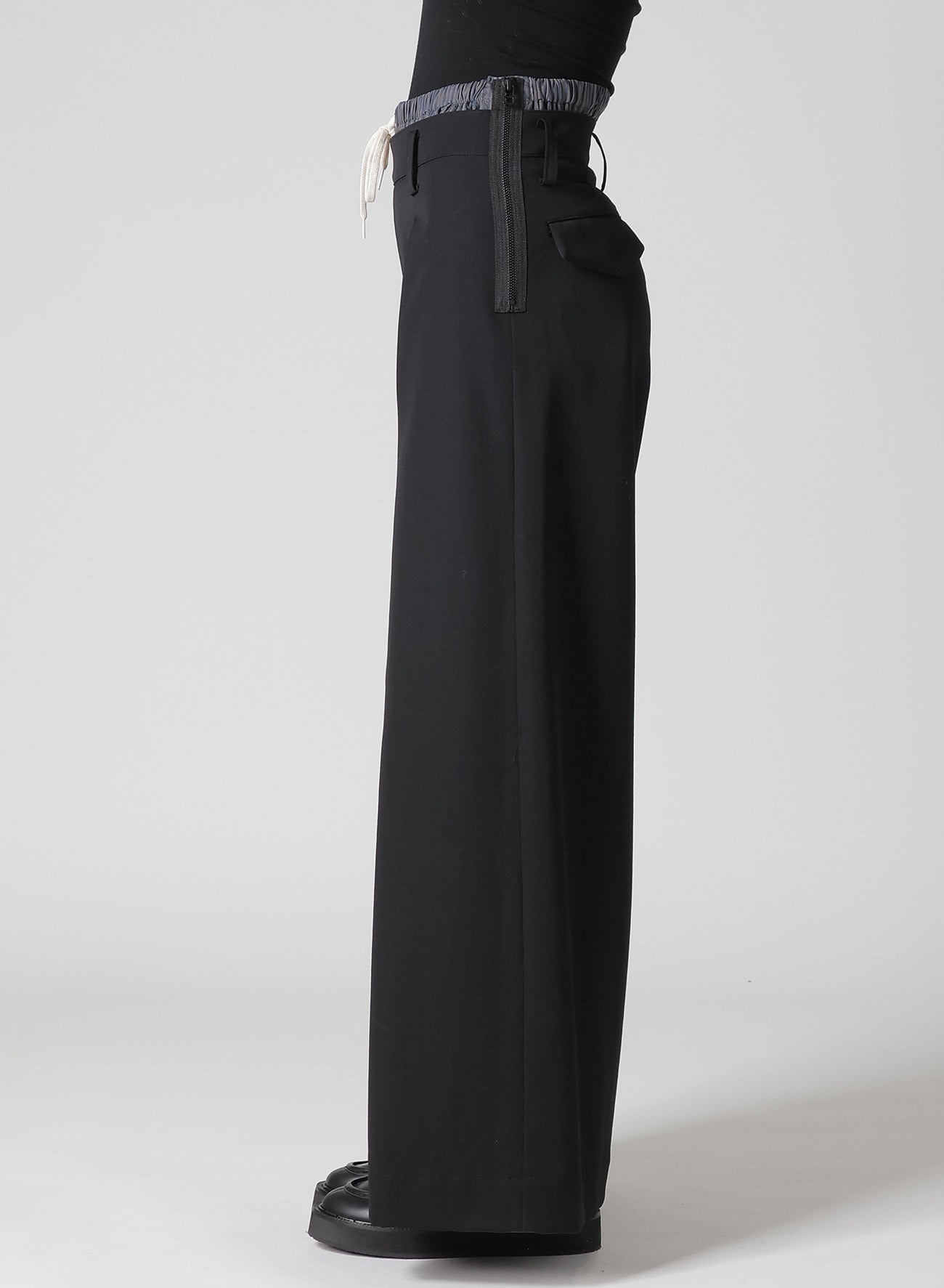 GABARDINE LAYERED-LIKE WIDE PANTS