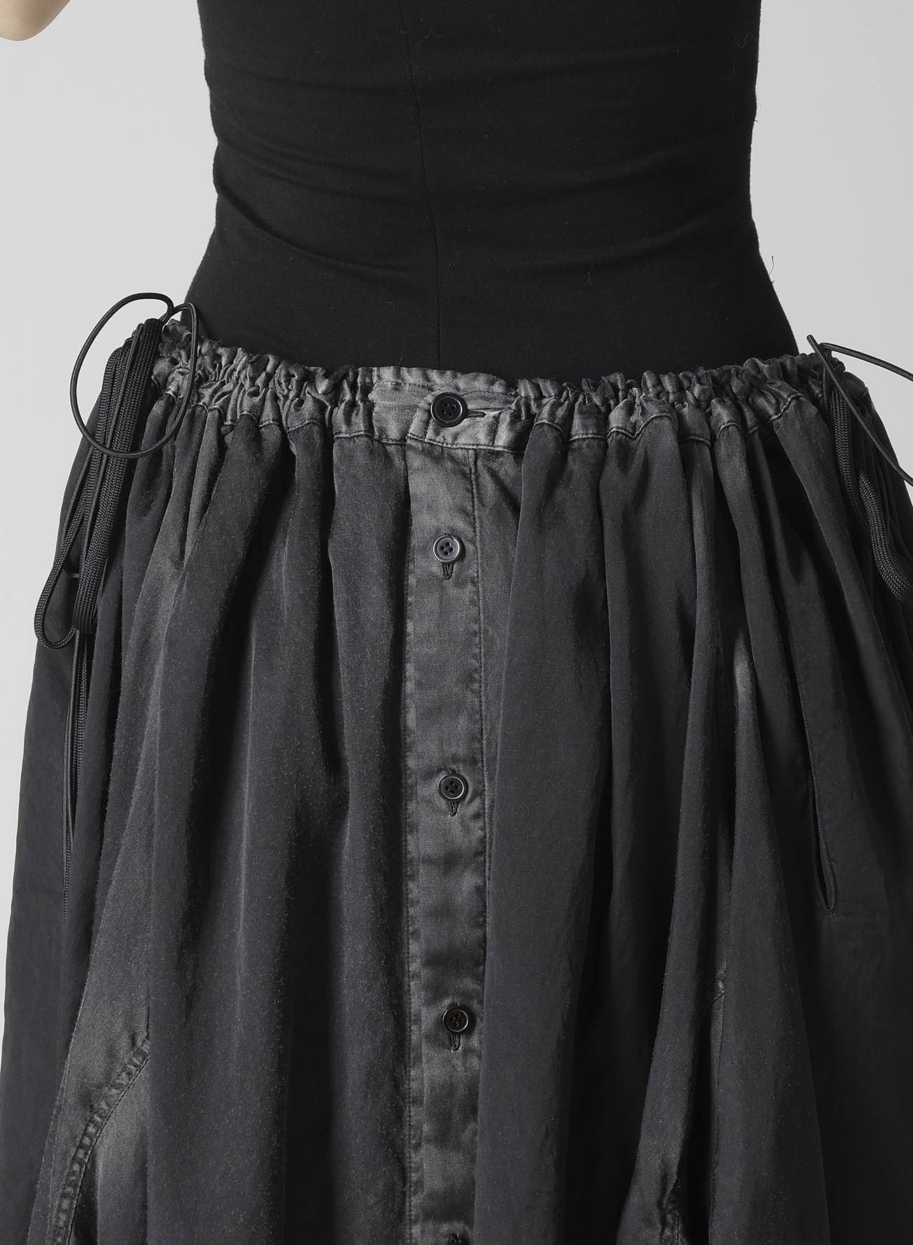 Cu/C BLEACHED SATIN ENSEMBLE SKIRT