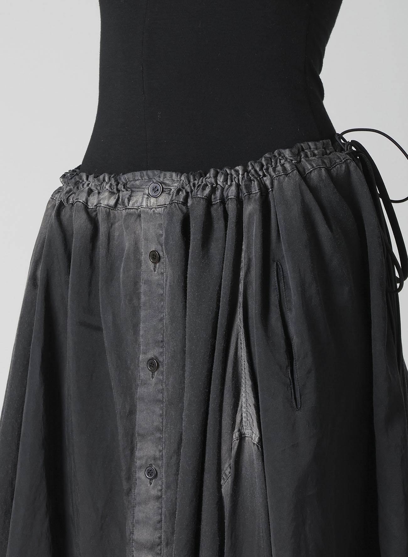 Cu/C BLEACHED SATIN ENSEMBLE SKIRT