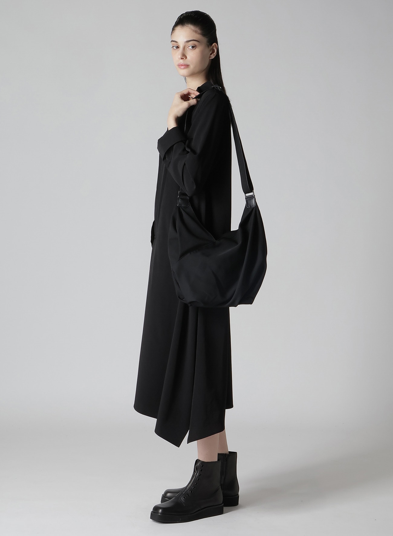 W/GABARDINE DRAPED SHOULDER BAG