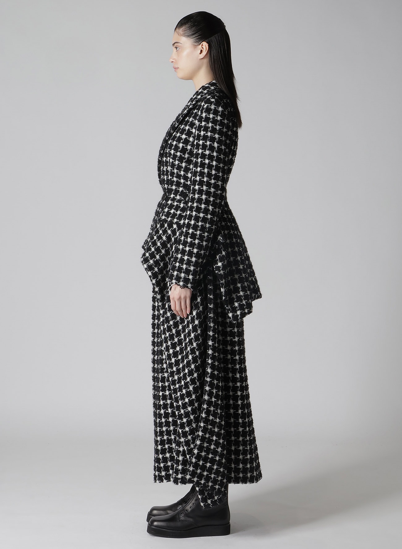 B&W HOUNDSTOOTH DRAPED PEAKED JACKET