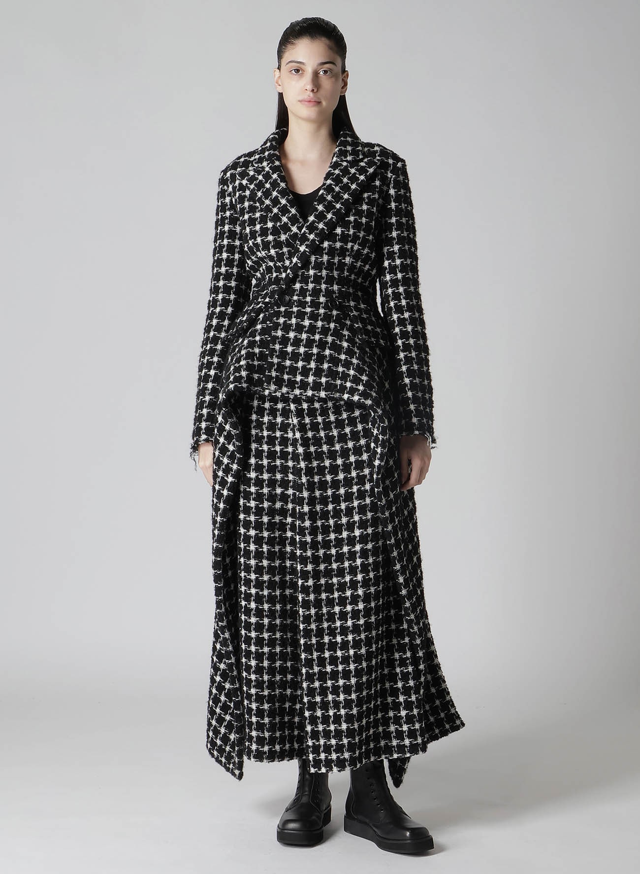 B&W HOUNDSTOOTH DRAPED PEAKED JACKET