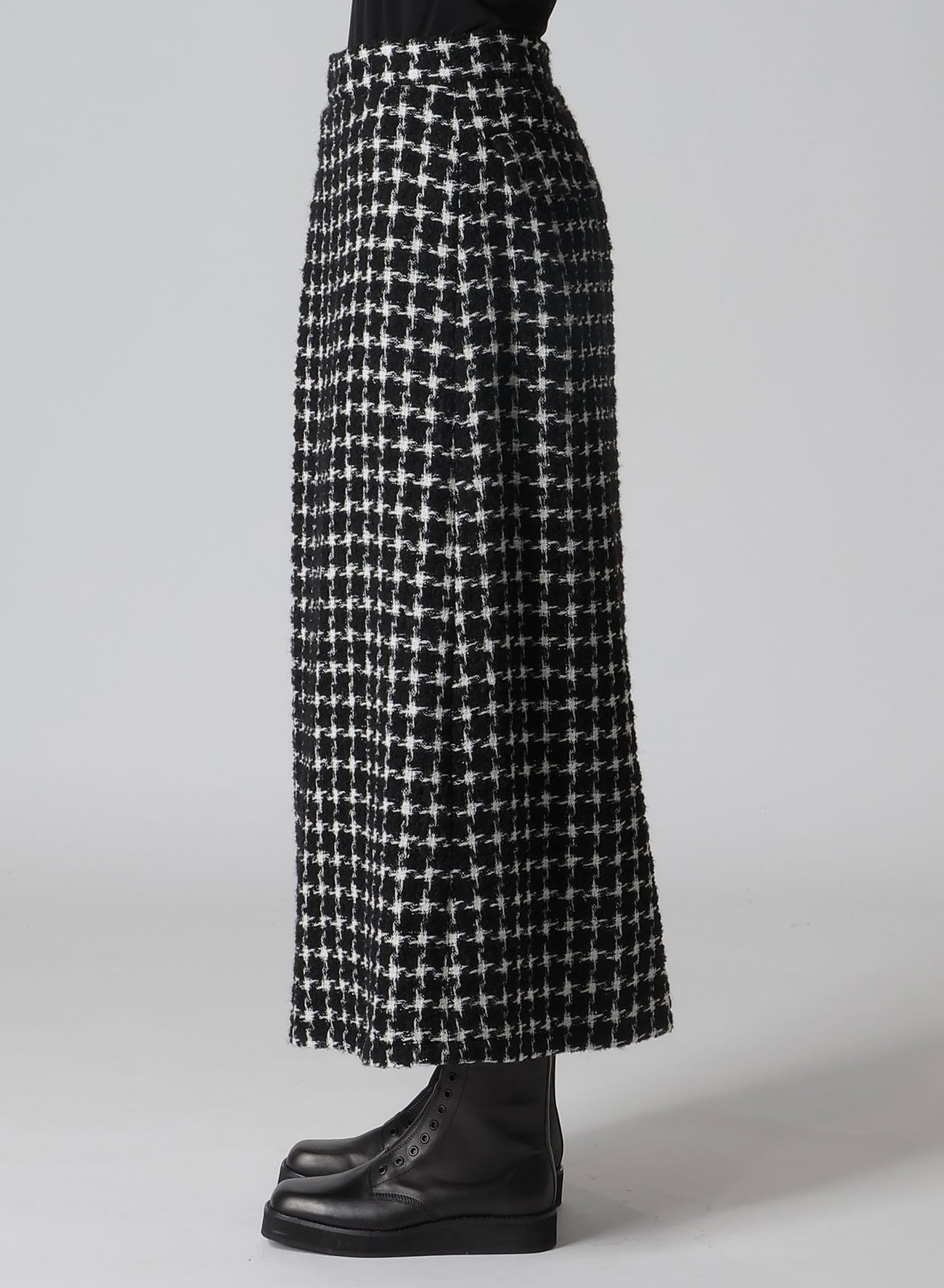 B&W HOUNDSTOOTH TUCK FLARED PANTS