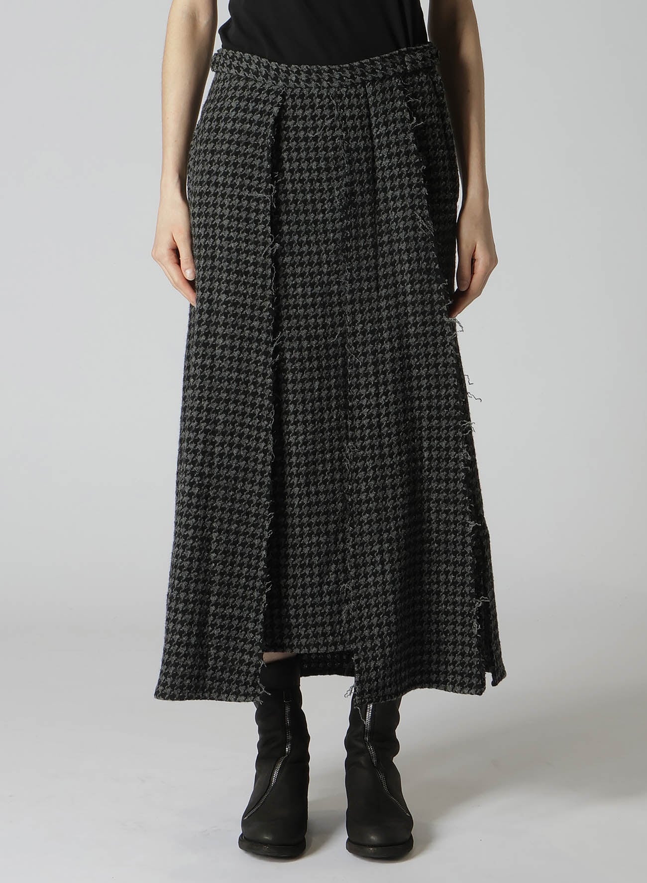 HOUNDSTOOTH PANELED PLEATED SKIRT A