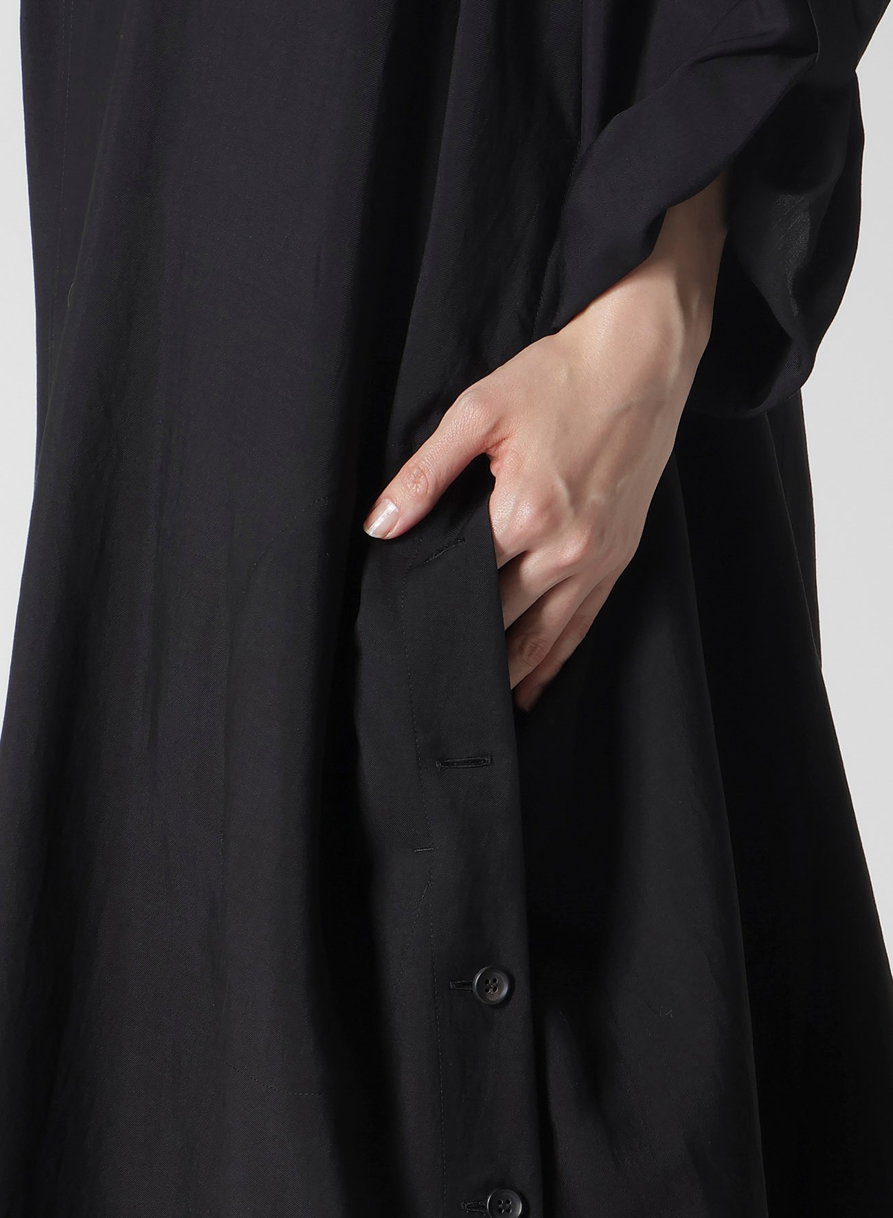 Cu/W HIGH TWISTED GABARDINE SIDE GATHER DETAIL COAT A