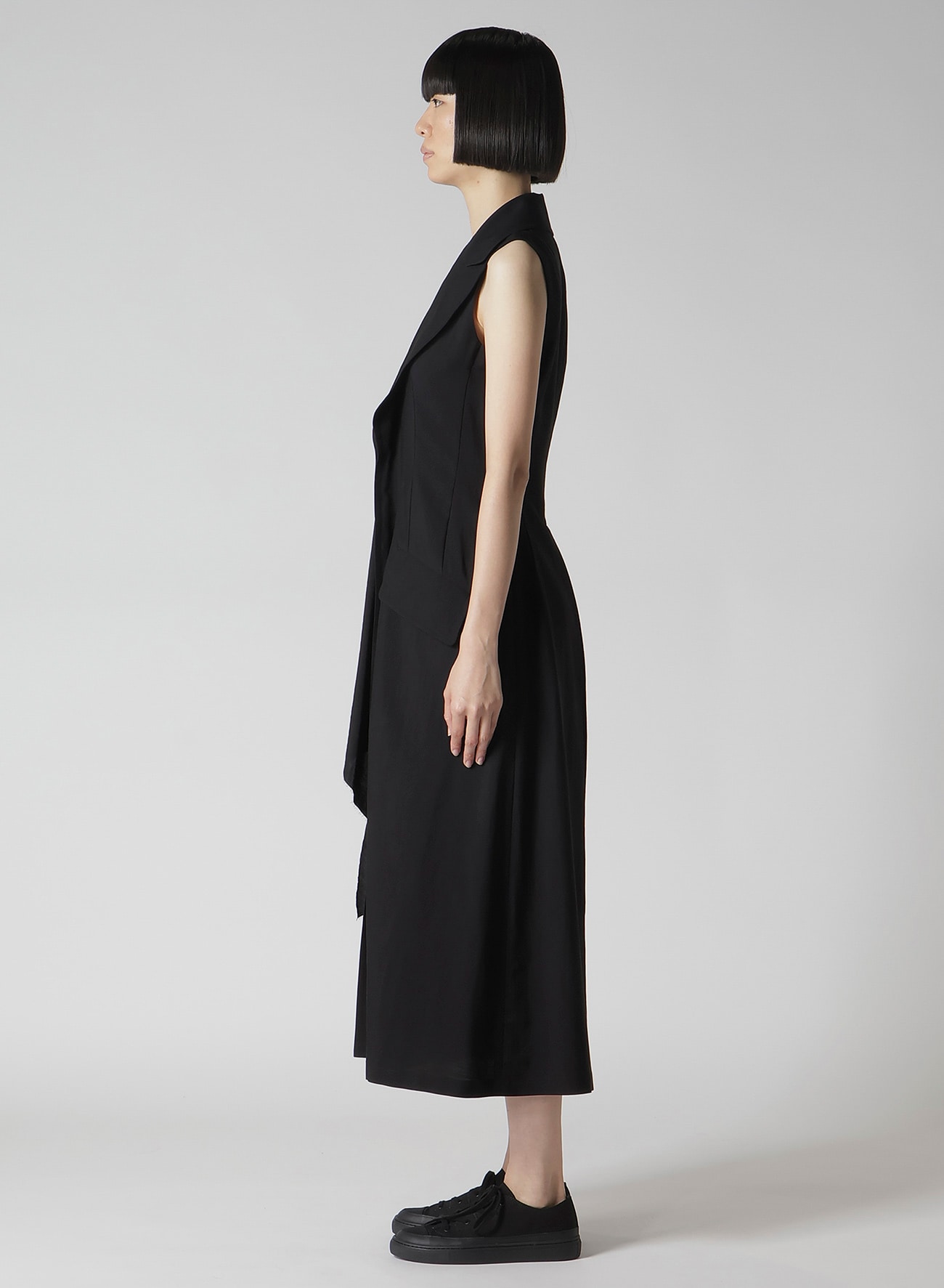 Cu/W HIGH TWISTED GABARDINE FRONT DRAPED SLEEVELESS DRESS