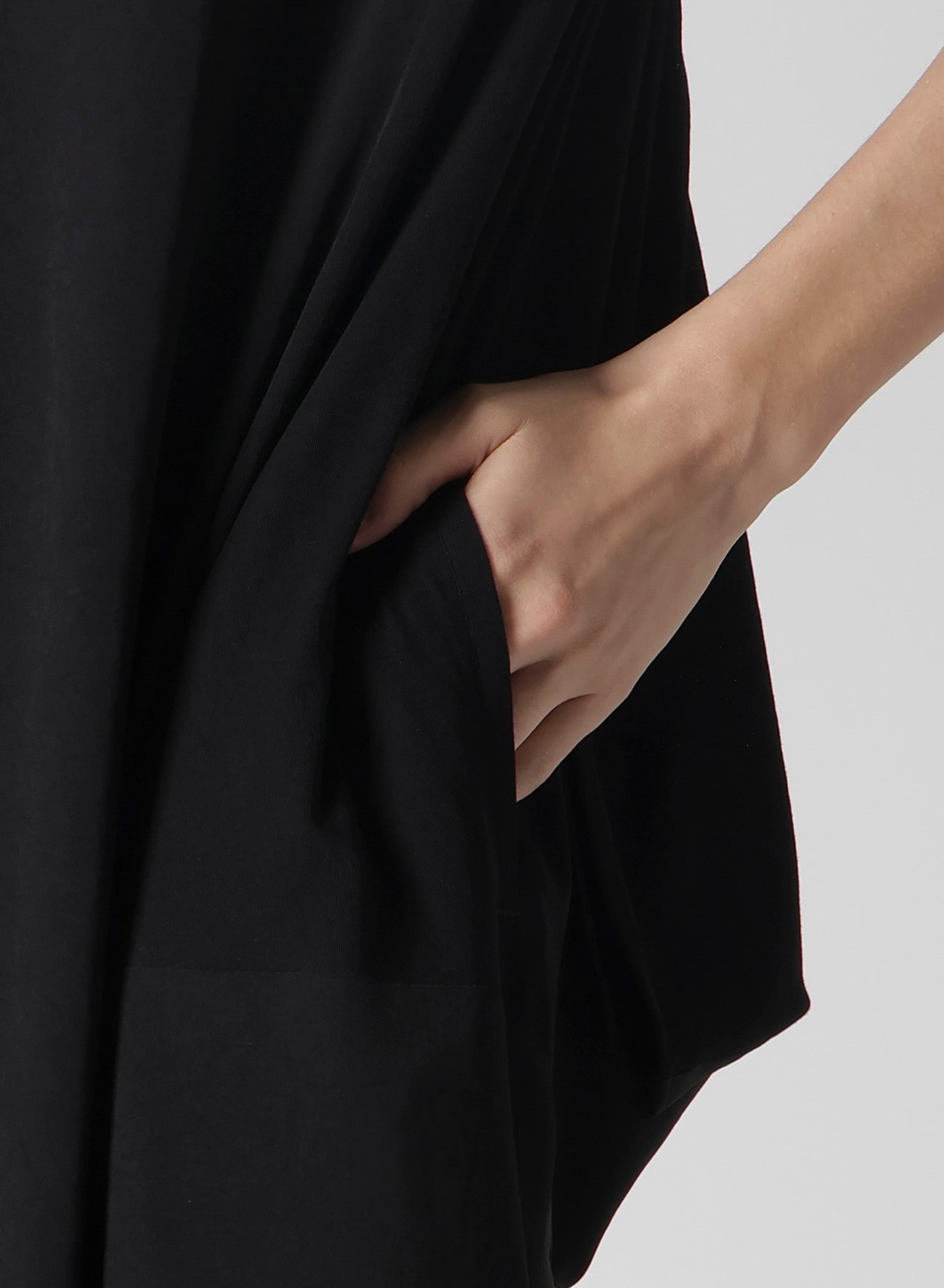 FRONT DRAPED DRESS