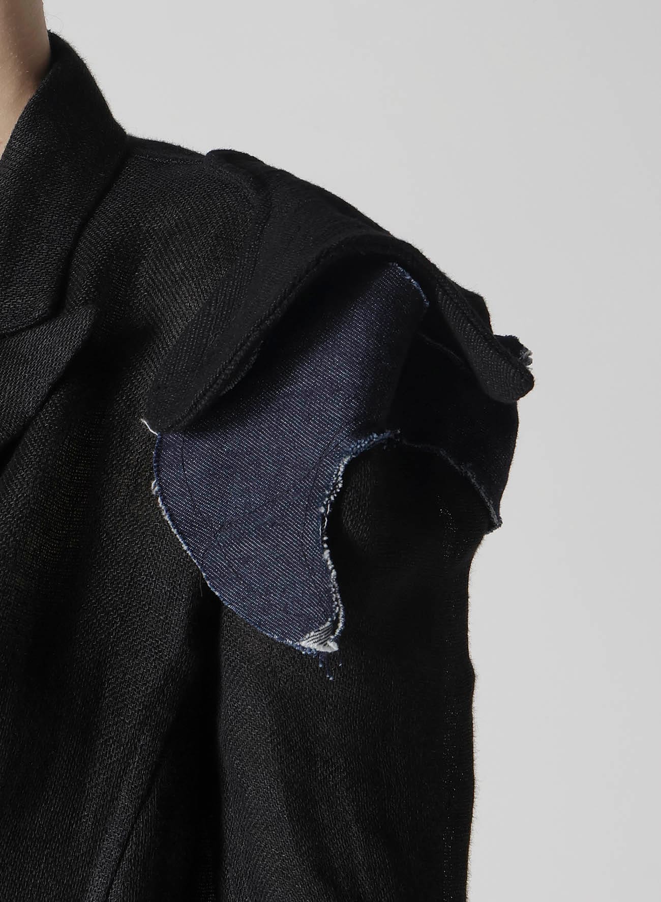 Li DOUBLE GAUZE SHOULDER MOTIF JACKET