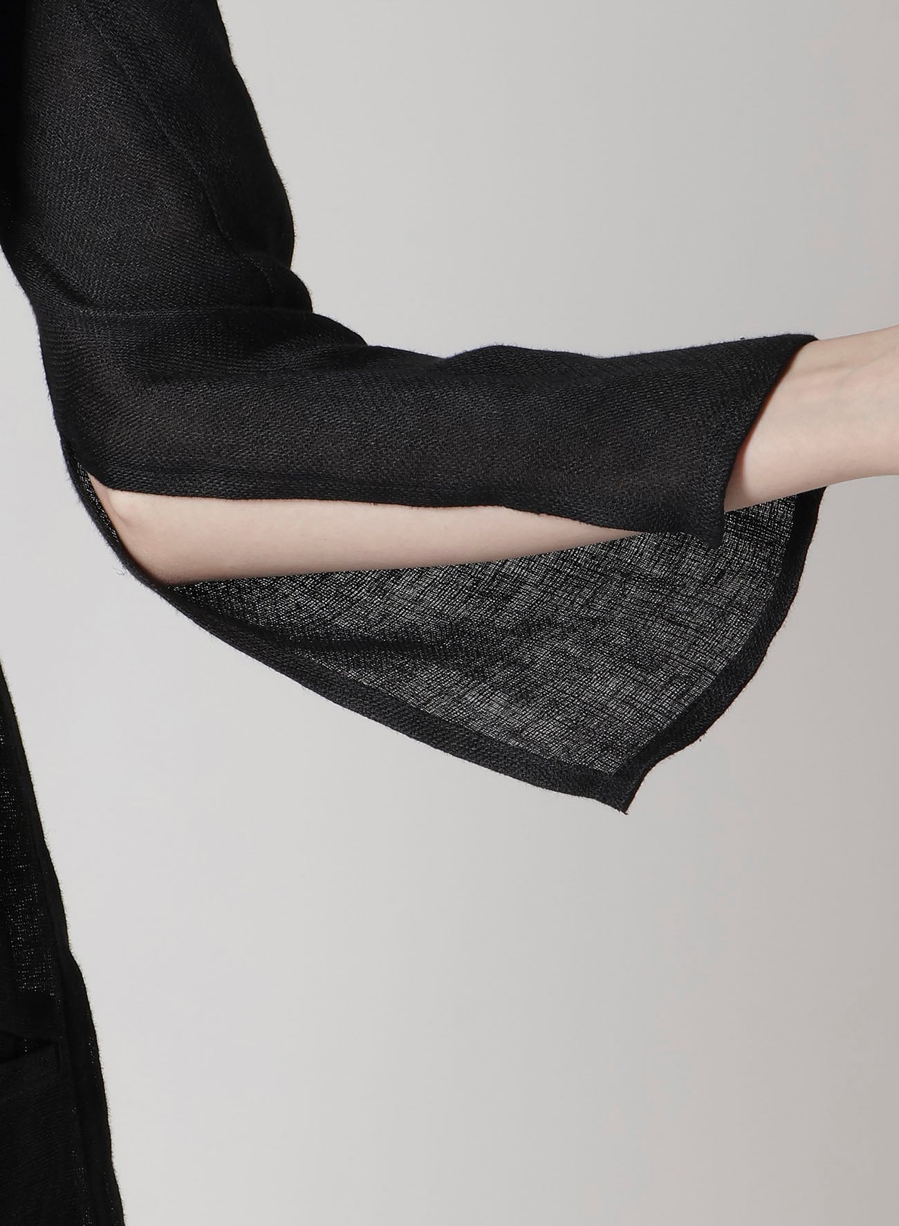 Li DOUBLE GAUZE SHOULDER MOTIF JACKET