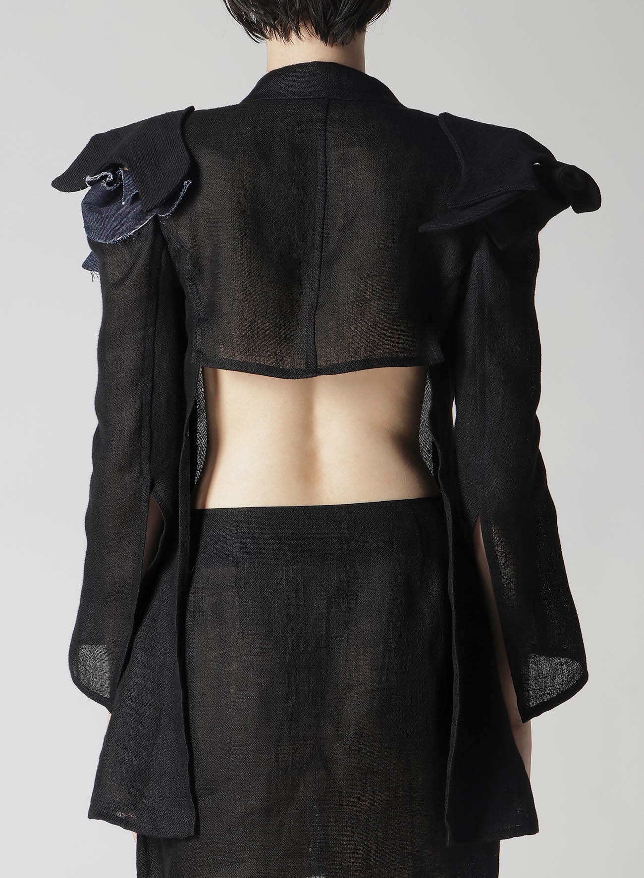 Li DOUBLE GAUZE SHOULDER MOTIF JACKET