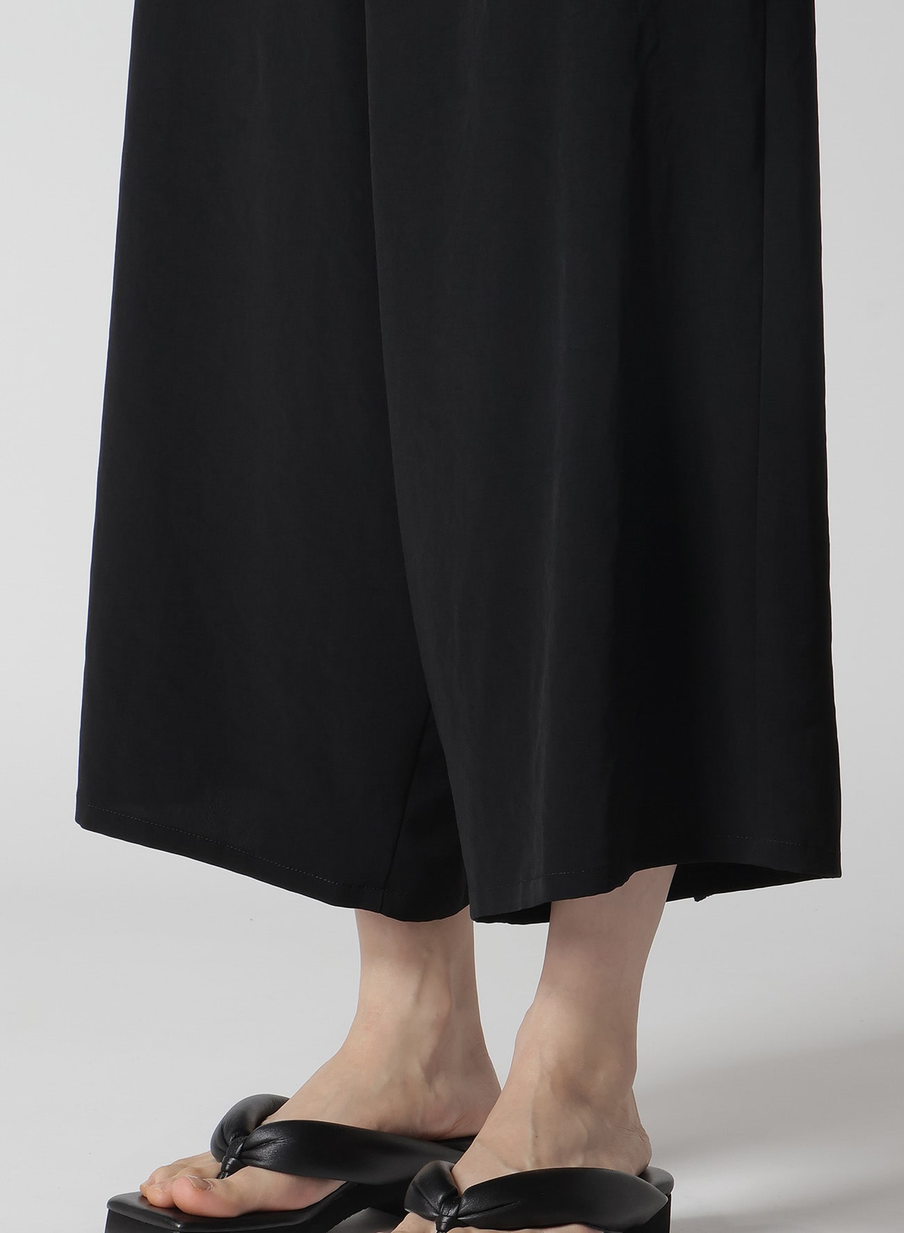 TA/PE CREPE DE CHINE BACKSIDE DRAPED D PANTS