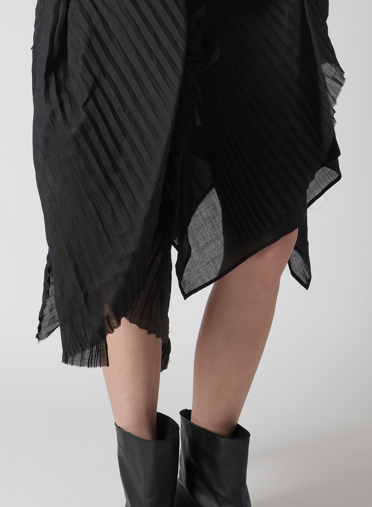 Ra LAWN PLEATED SKIRT A