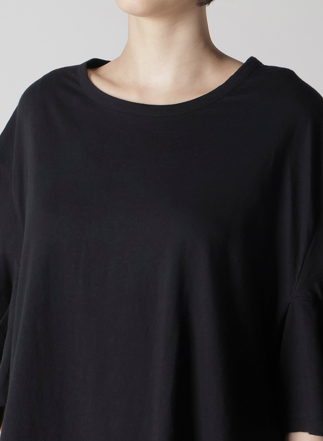 STF COTTON SINGLE JERSEY O SHOULDER SHORT SLV T