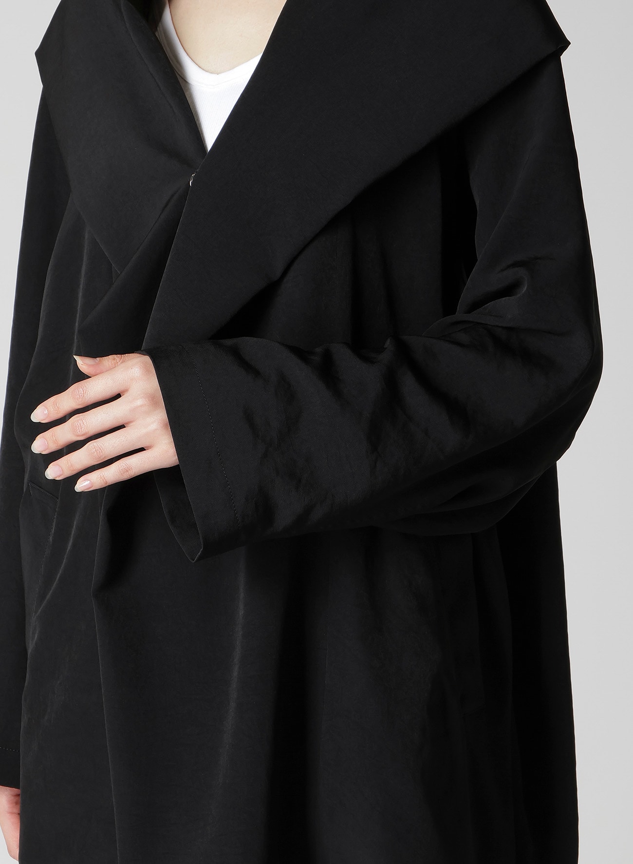 TA/PE CREPE DE CHINE HOODED CAPE COAT