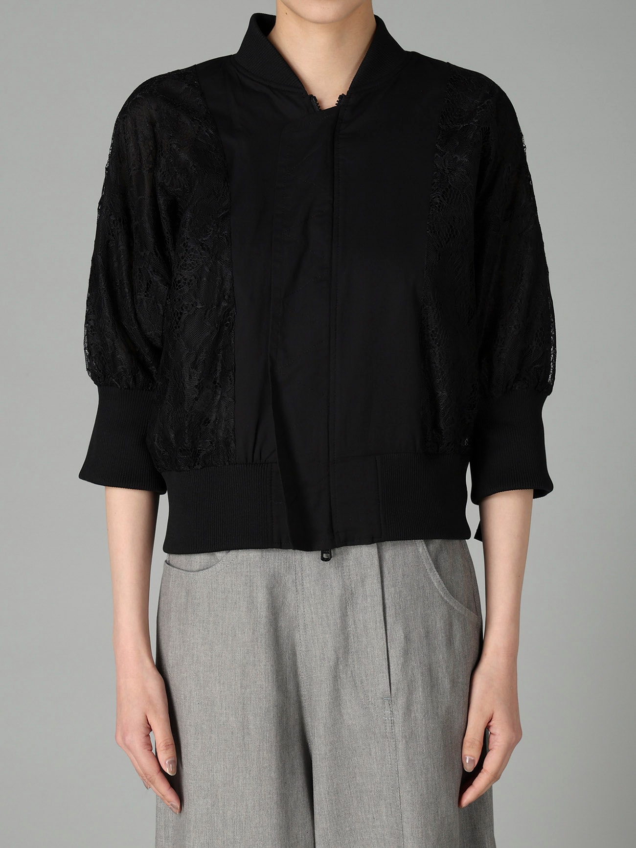 SHORT SLEEVES BOMBER JACKET