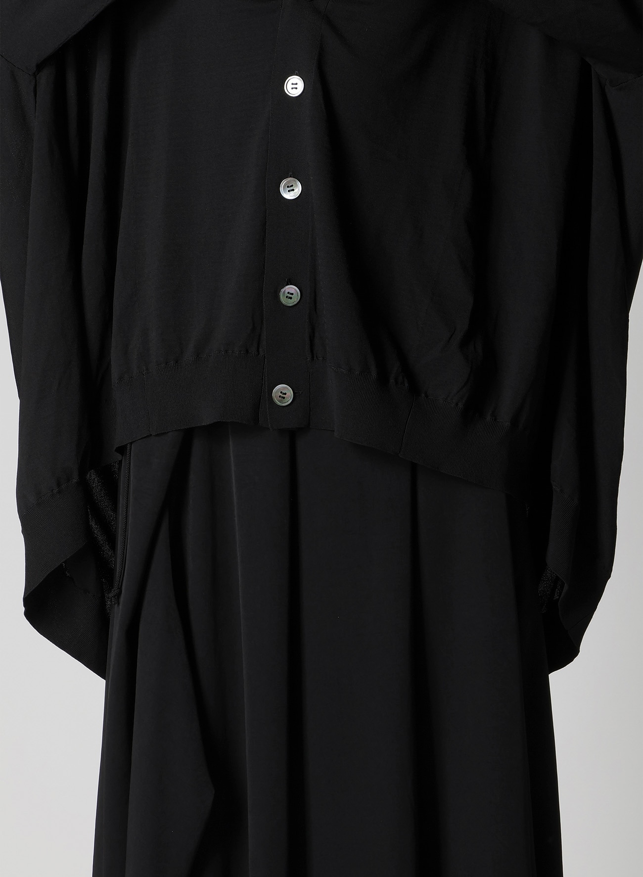 RYO 18G V NECK CARDIGAN