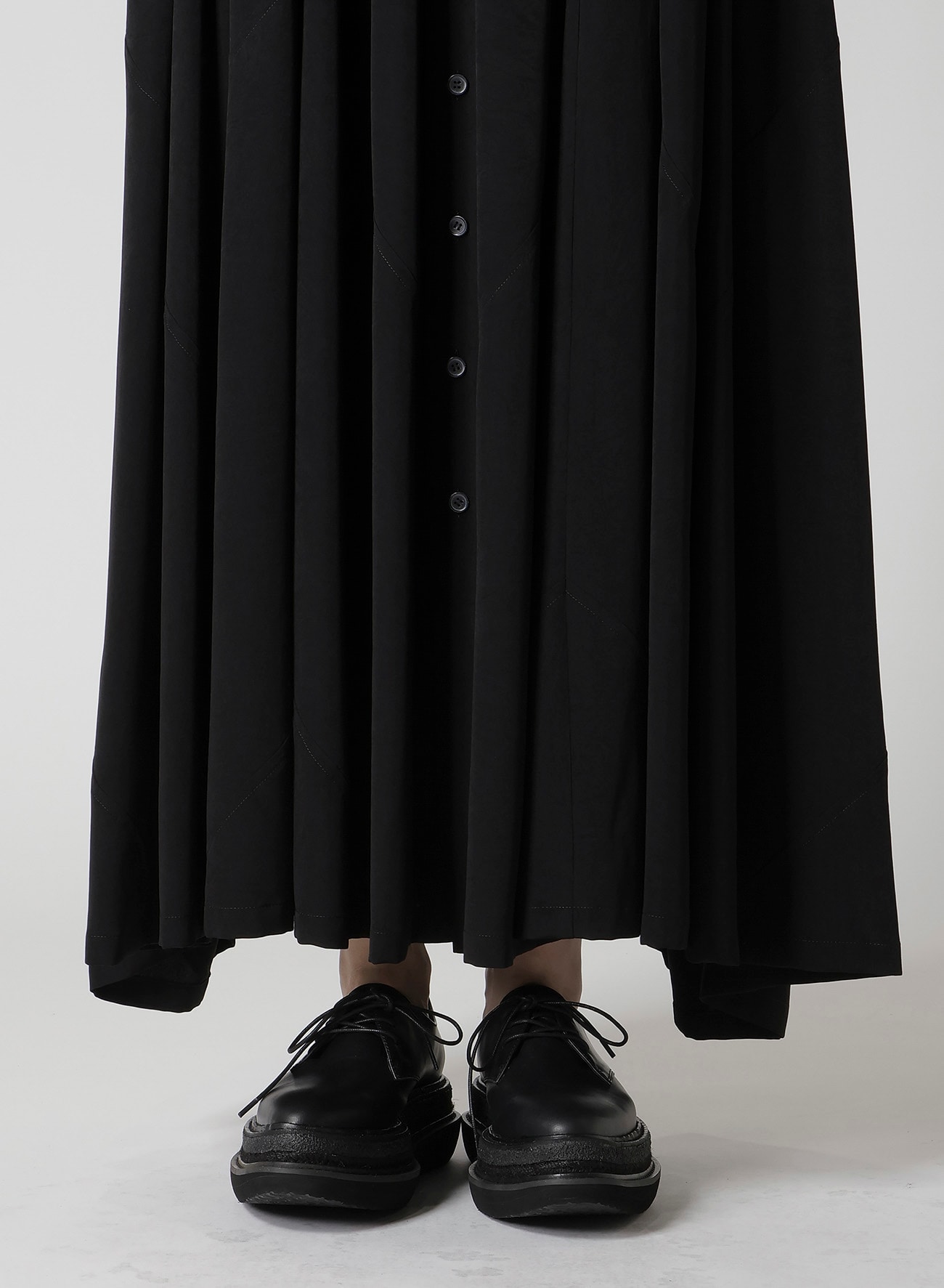 TA/PE CREPE DE CHINE FRONT BUTTON SUSPENDER SKIRT