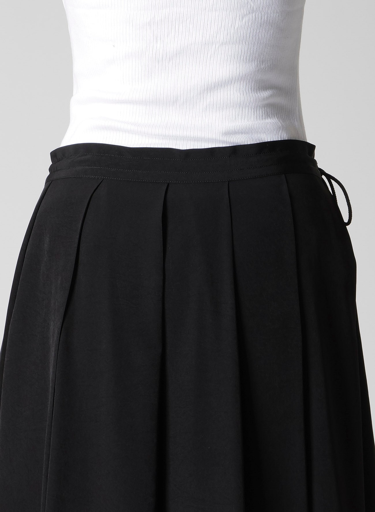 TA/PE CREPE DE CHINE UNBALANCED TUCK SKIRT