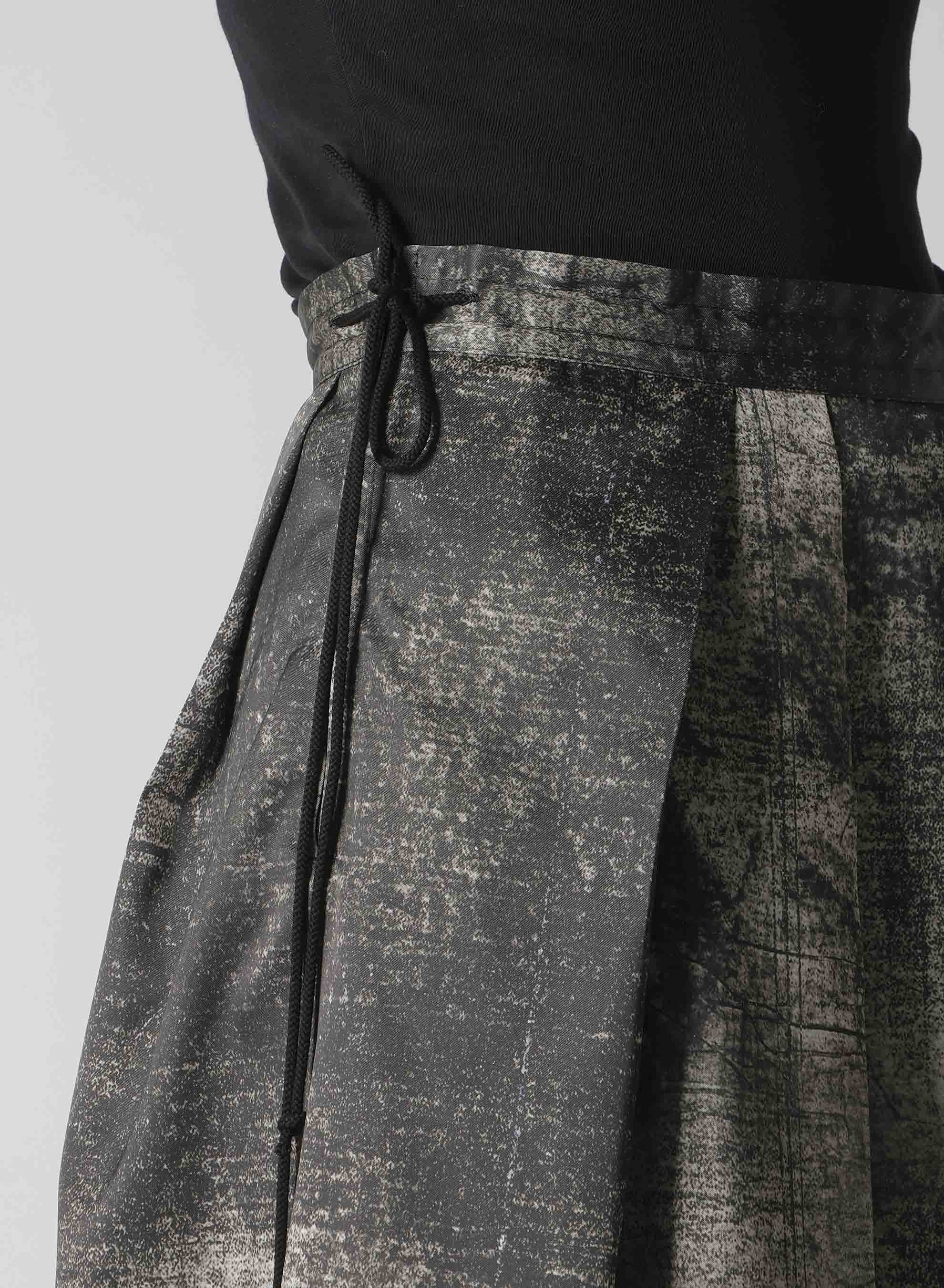 WALL PT UNBALANCED TUCK SKIRT