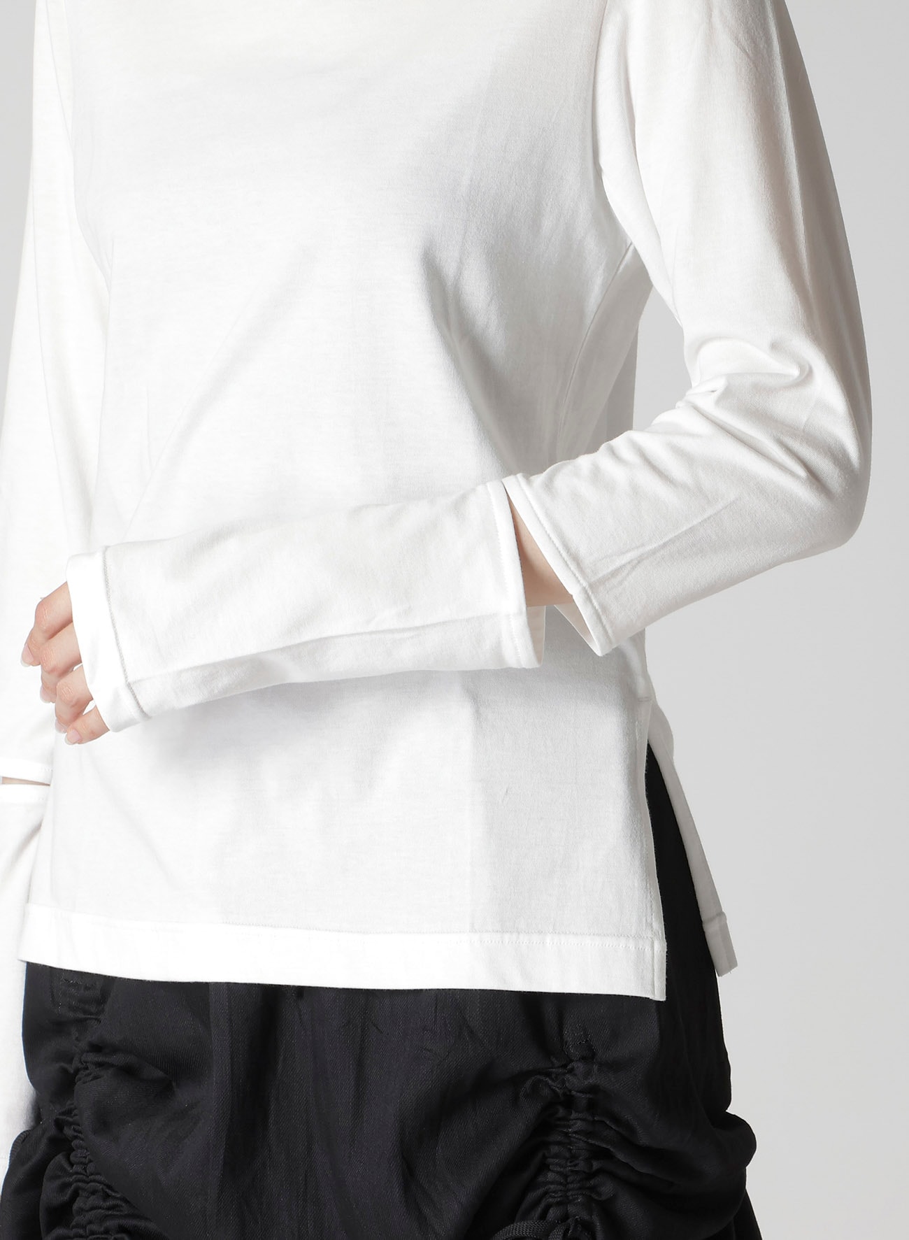 COTTON SINGLE JERSEY SLIT DETAIL T