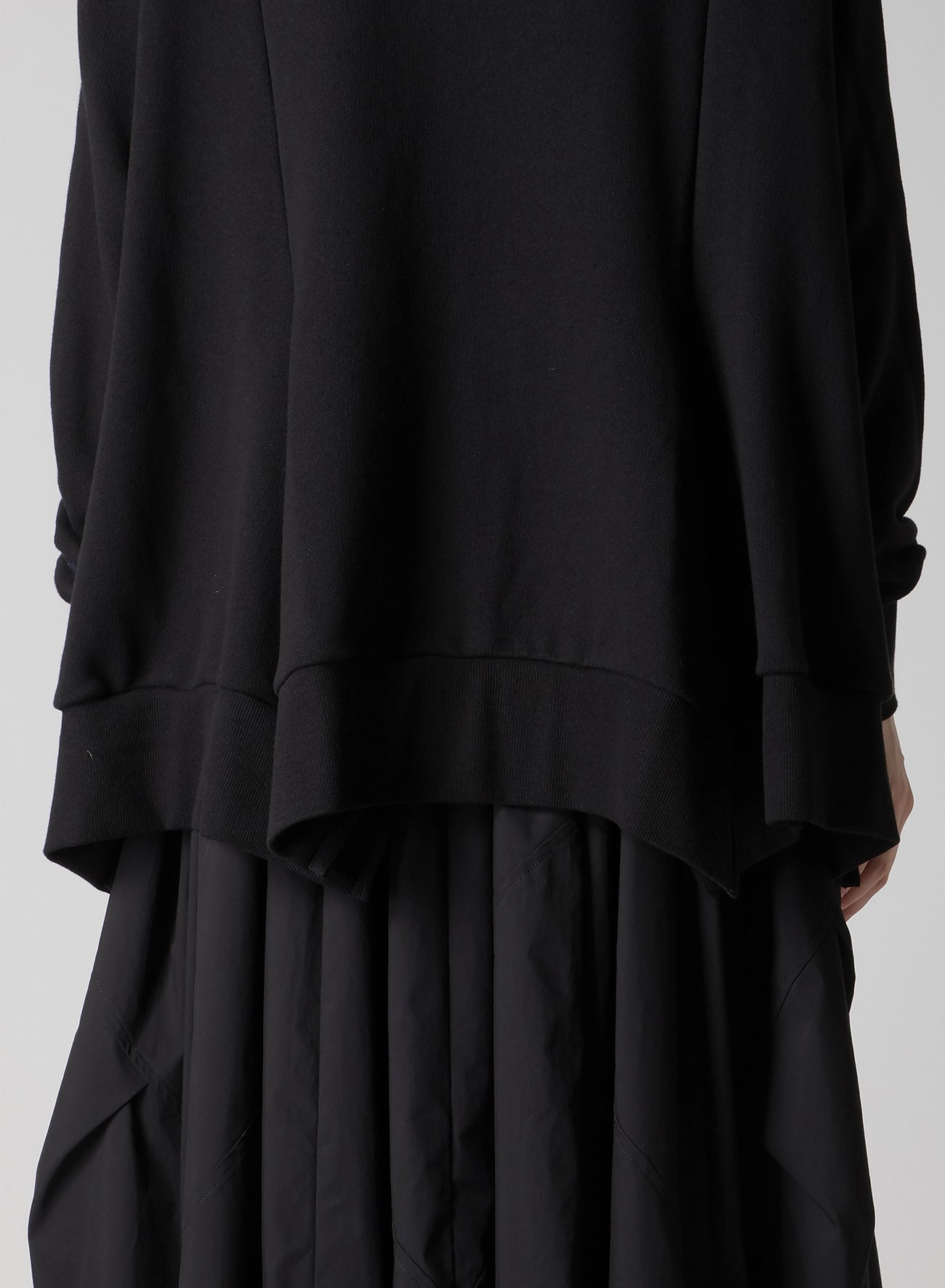 Liy/C FRENCH TERRY FLARED HALF-ZIP PULLOVER