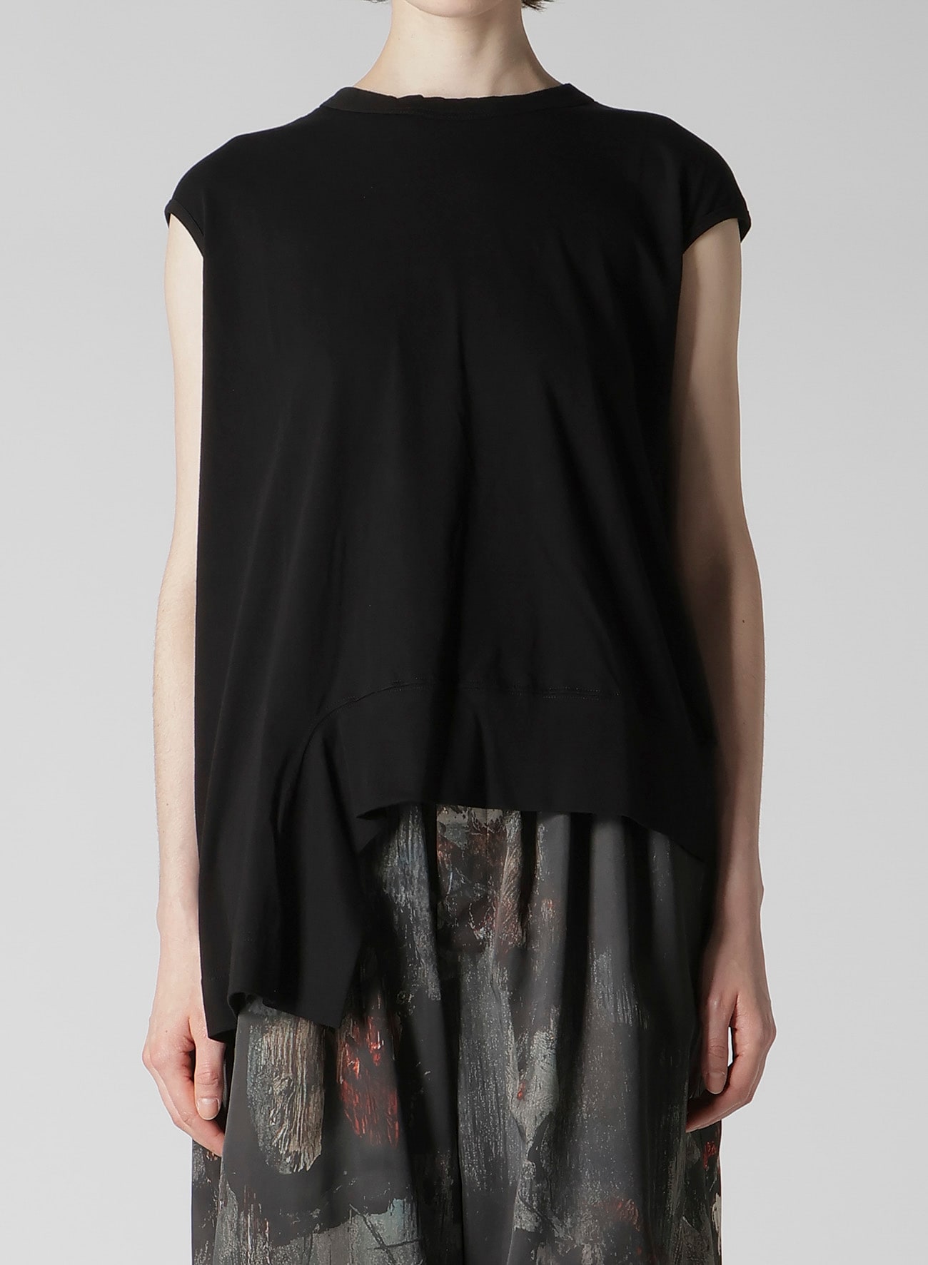 COTTON SINGLE JERSEY V TWISTED T-SHIRT