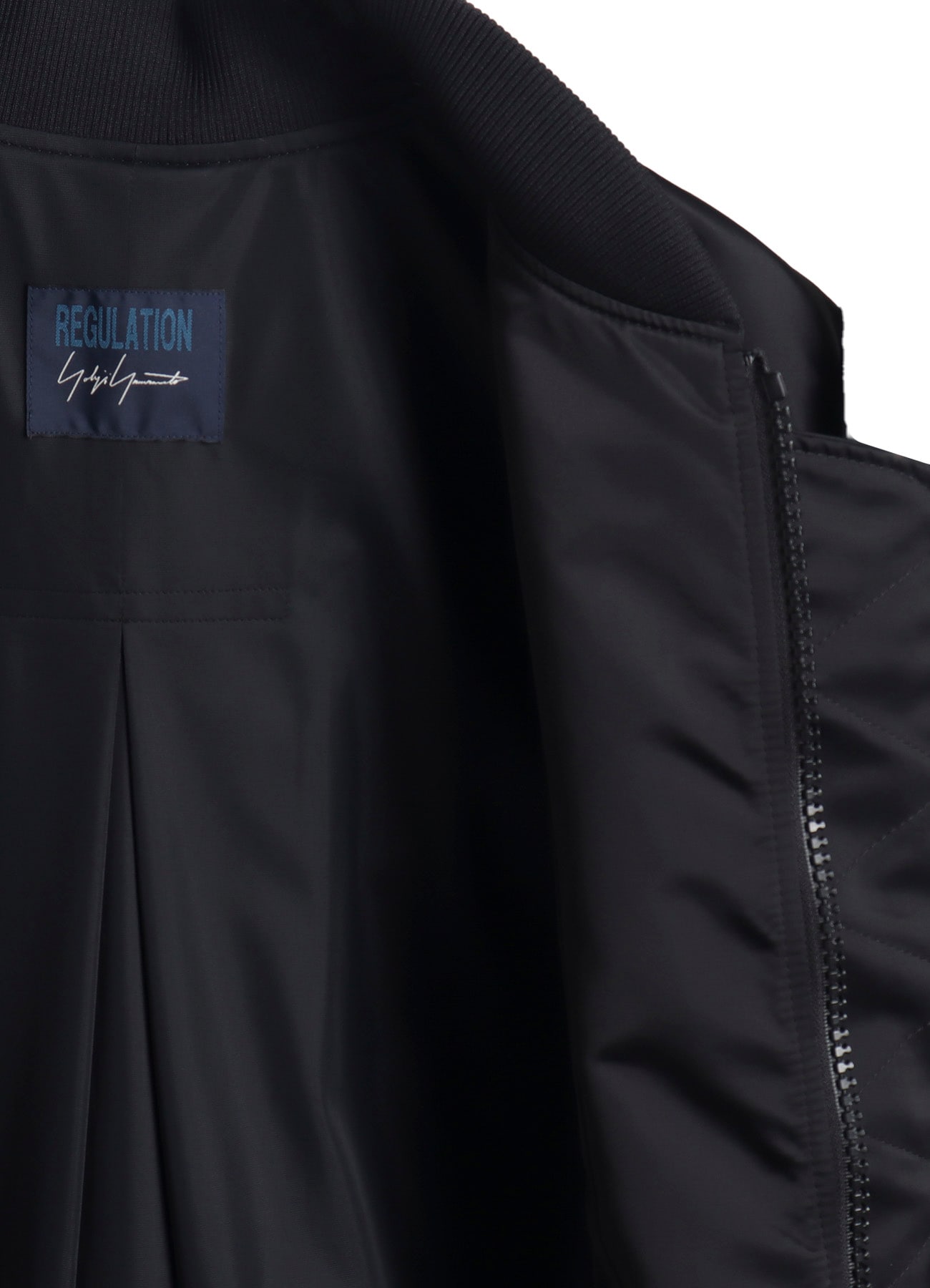 HIGH DENSITY Ny TWILL SLEEVELESS BOMBER JACKET