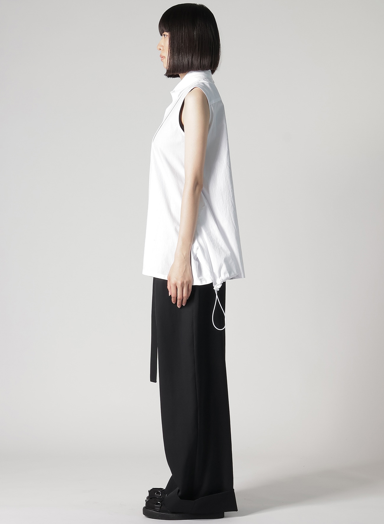 【12/6 10:00 Release】BROAD R-SLEEVELESS TIE BLOUSE