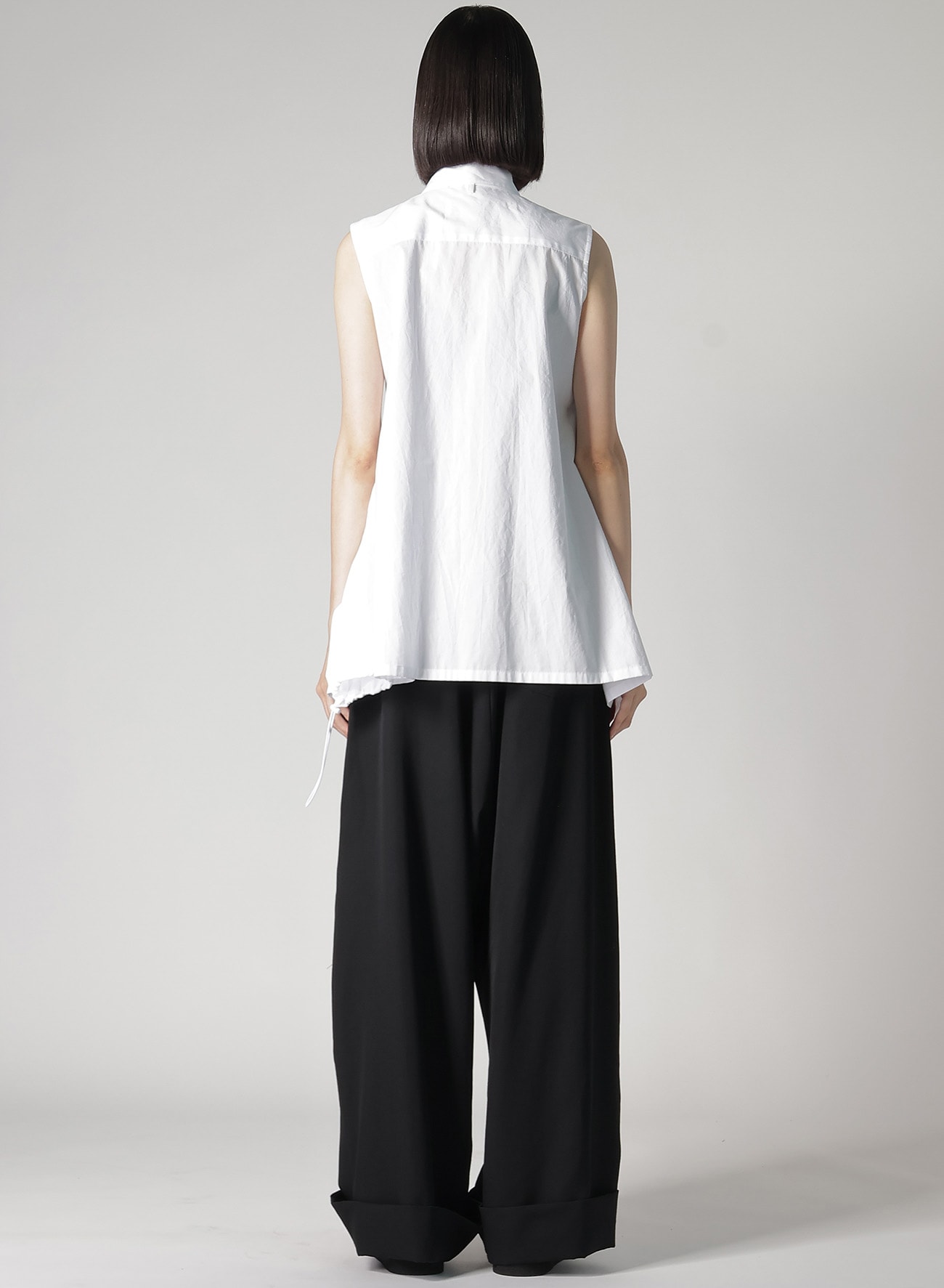 【12/6 10:00 Release】BROAD R-SLEEVELESS TIE BLOUSE