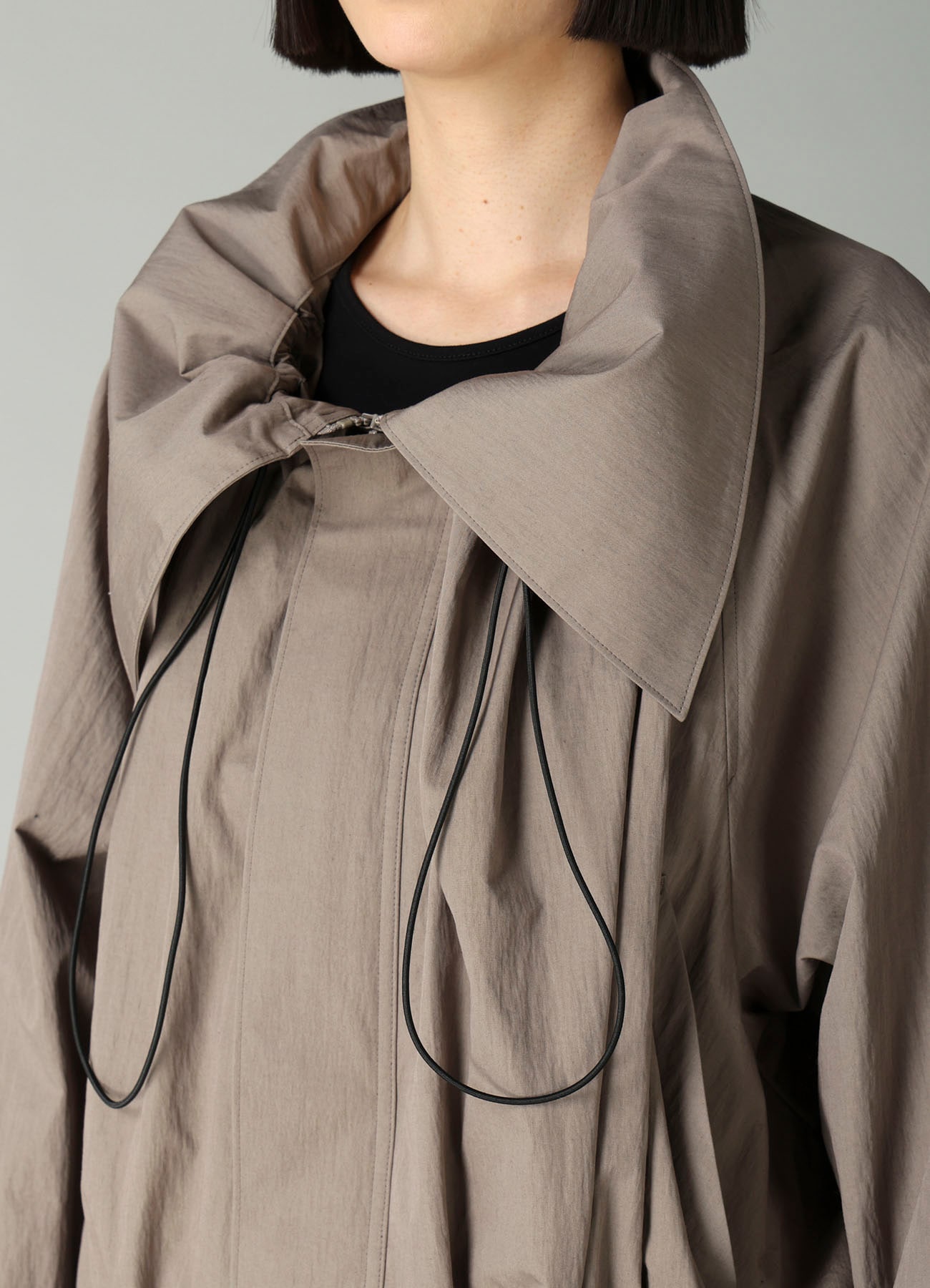 C/Ny WEATHER DRAWSTRING COAT