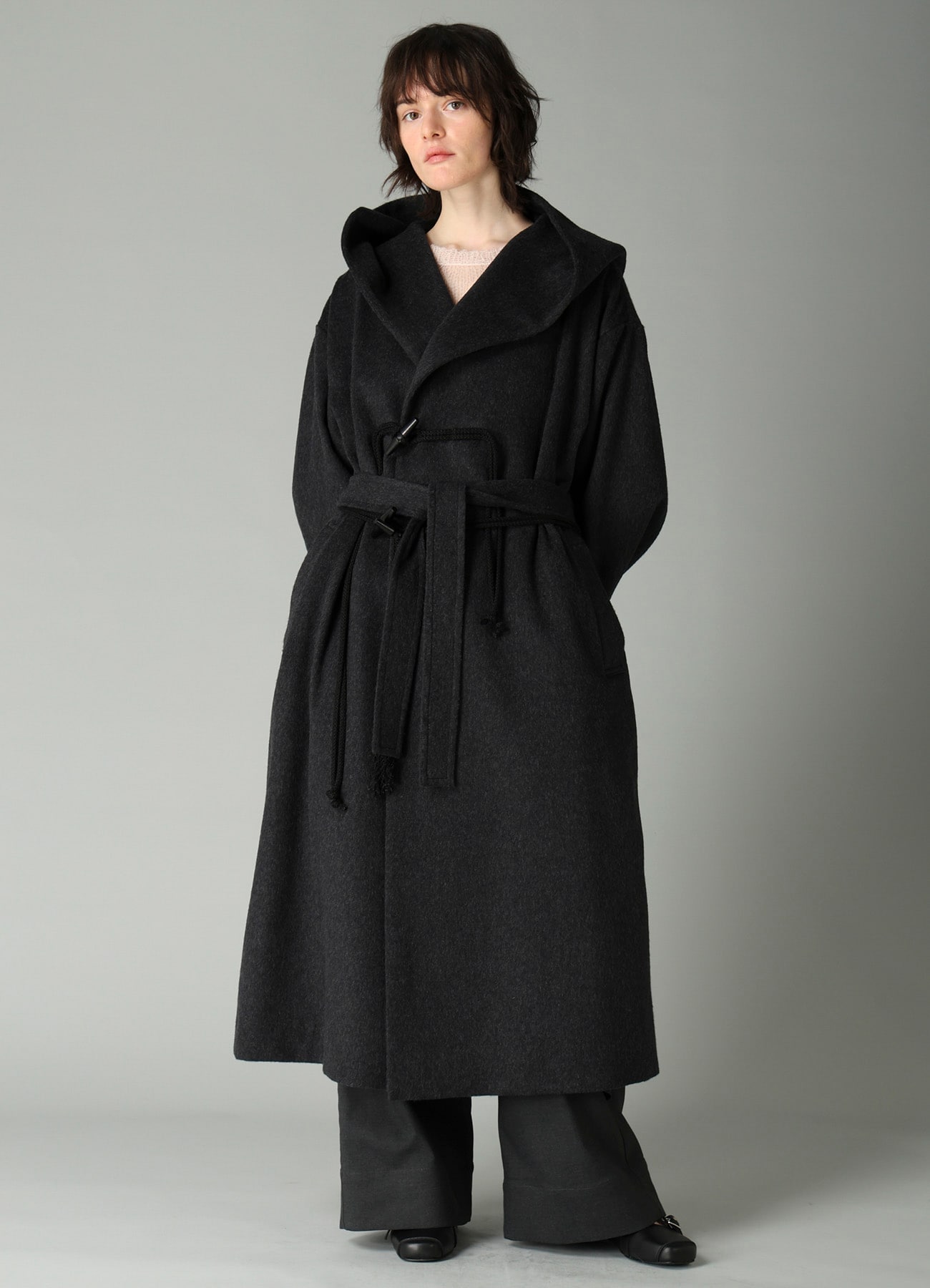 CASHMERE MIXED BEAVER HOODED DUFFLE COAT