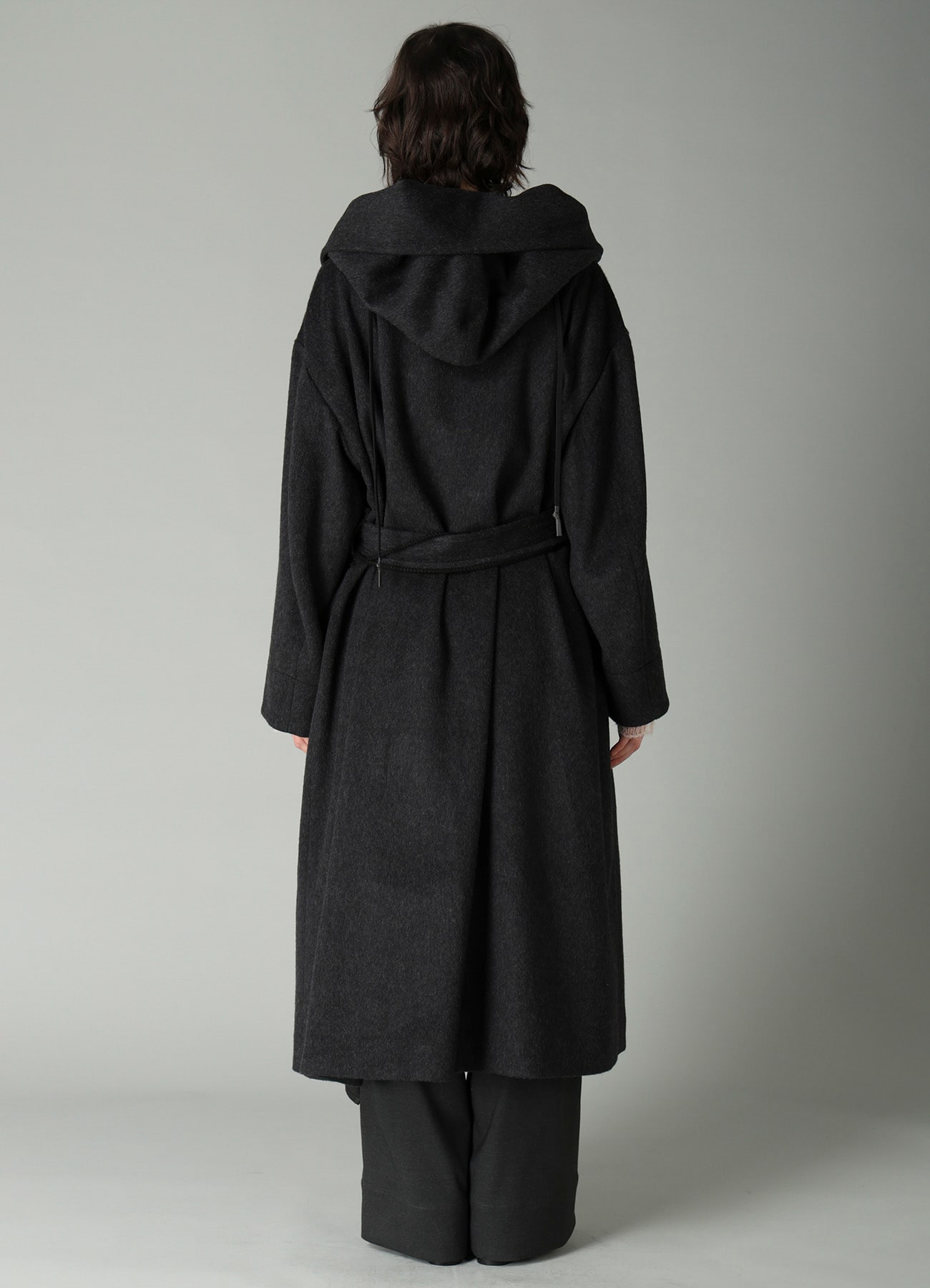 CASHMERE MIXED BEAVER HOODED DUFFLE COAT