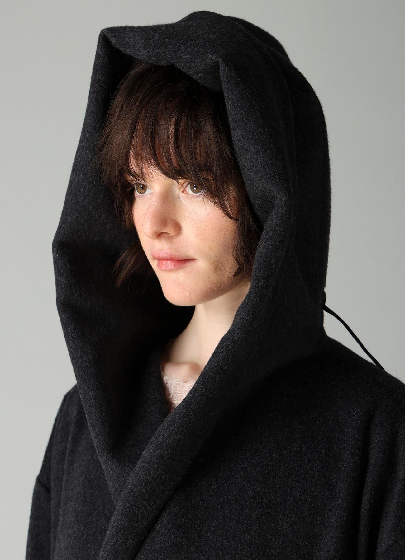 CASHMERE MIXED BEAVER HOODED DUFFLE COAT