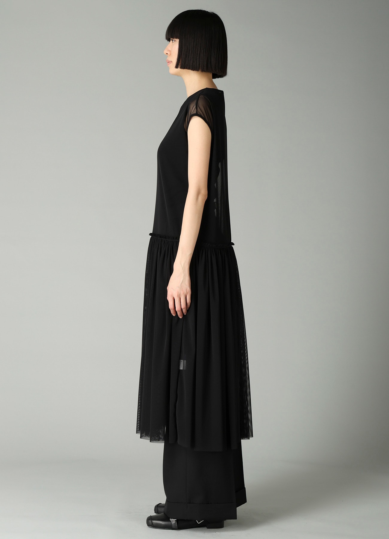 WOOLY TULLE GATHERED SLEEVELESS DRESS