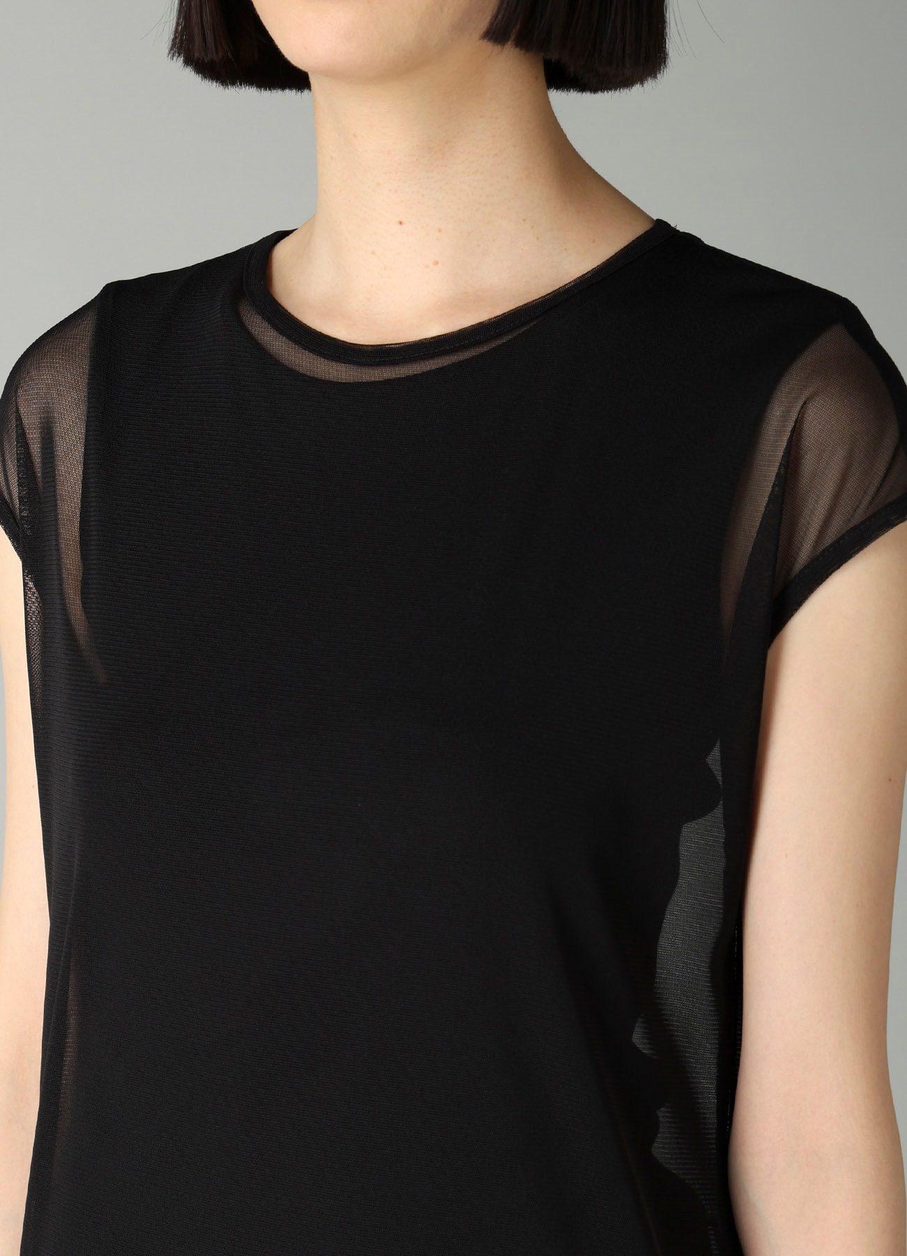WOOLY TULLE GATHERED SLEEVELESS DRESS