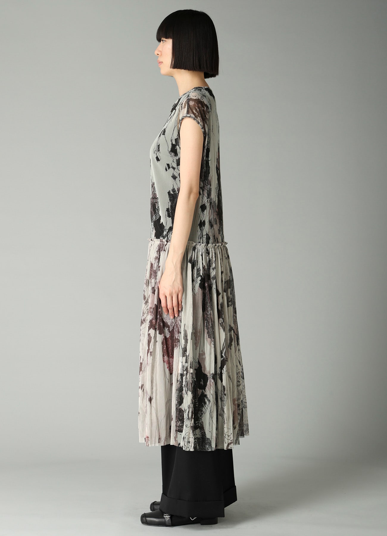 WOOLY TULLE PT GATHERED SLEEVELESS DRESS